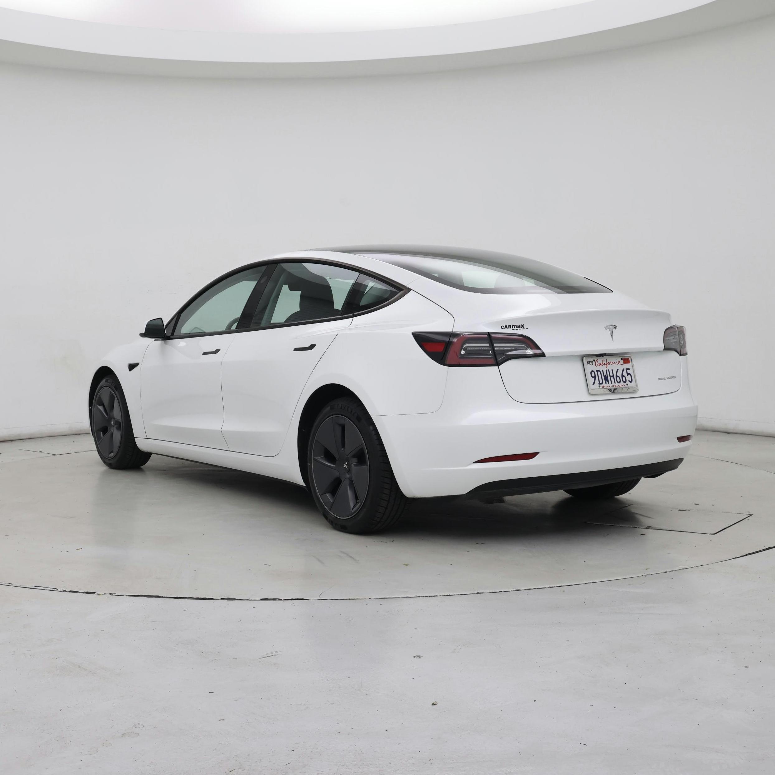 Thumbnail: 2023 Tesla Model 3 - 2