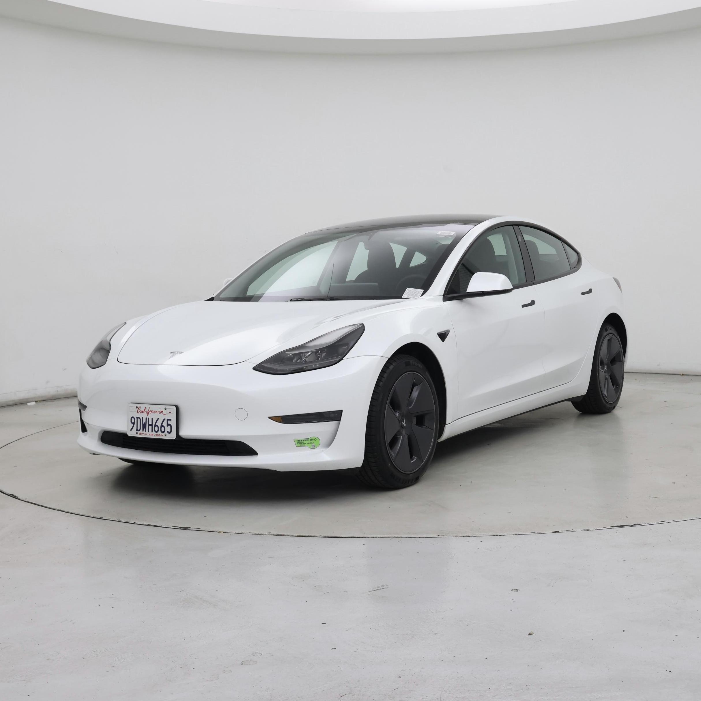 Thumbnail: 2023 Tesla Model 3 - 4