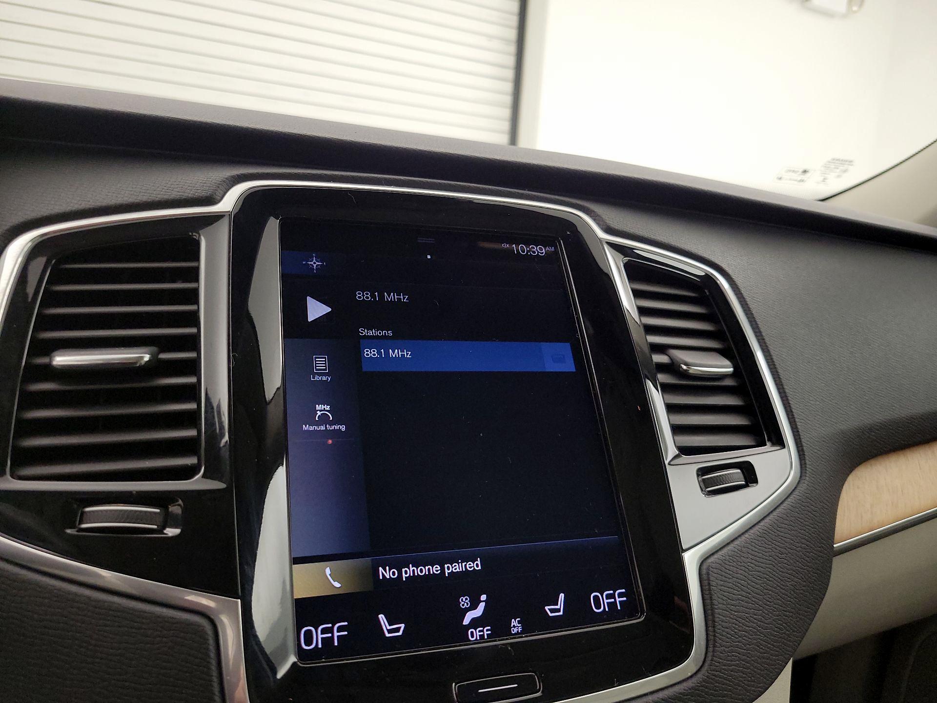 Thumbnail: 2021 Volvo XC90 - 16