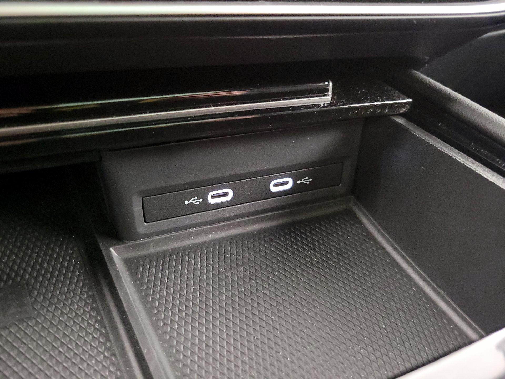 Thumbnail: 2024 Volkswagen Atlas - 18