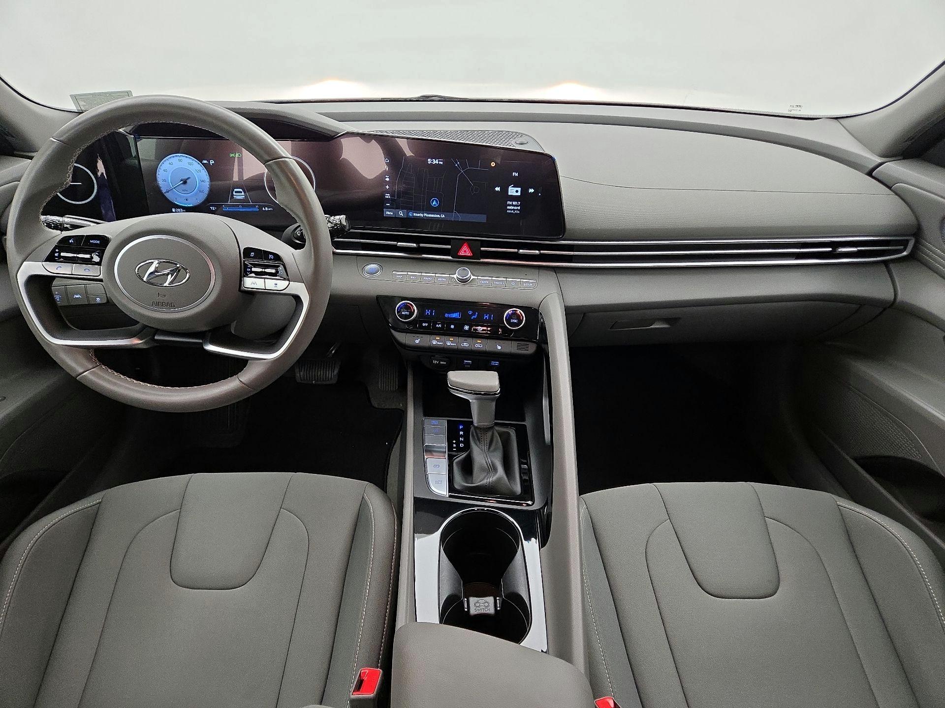 Thumbnail: 2023 Hyundai Elantra - 9