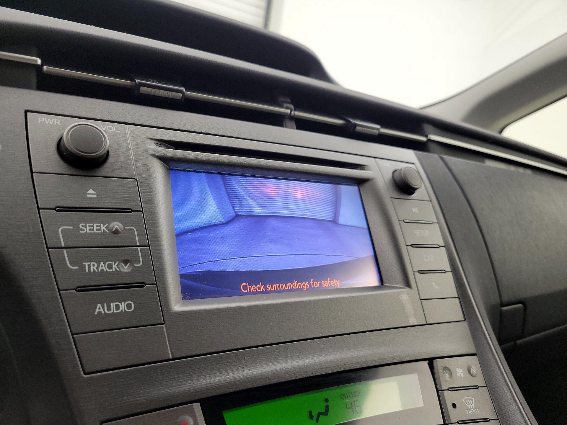 Thumbnail: 2015 Toyota Prius - 14