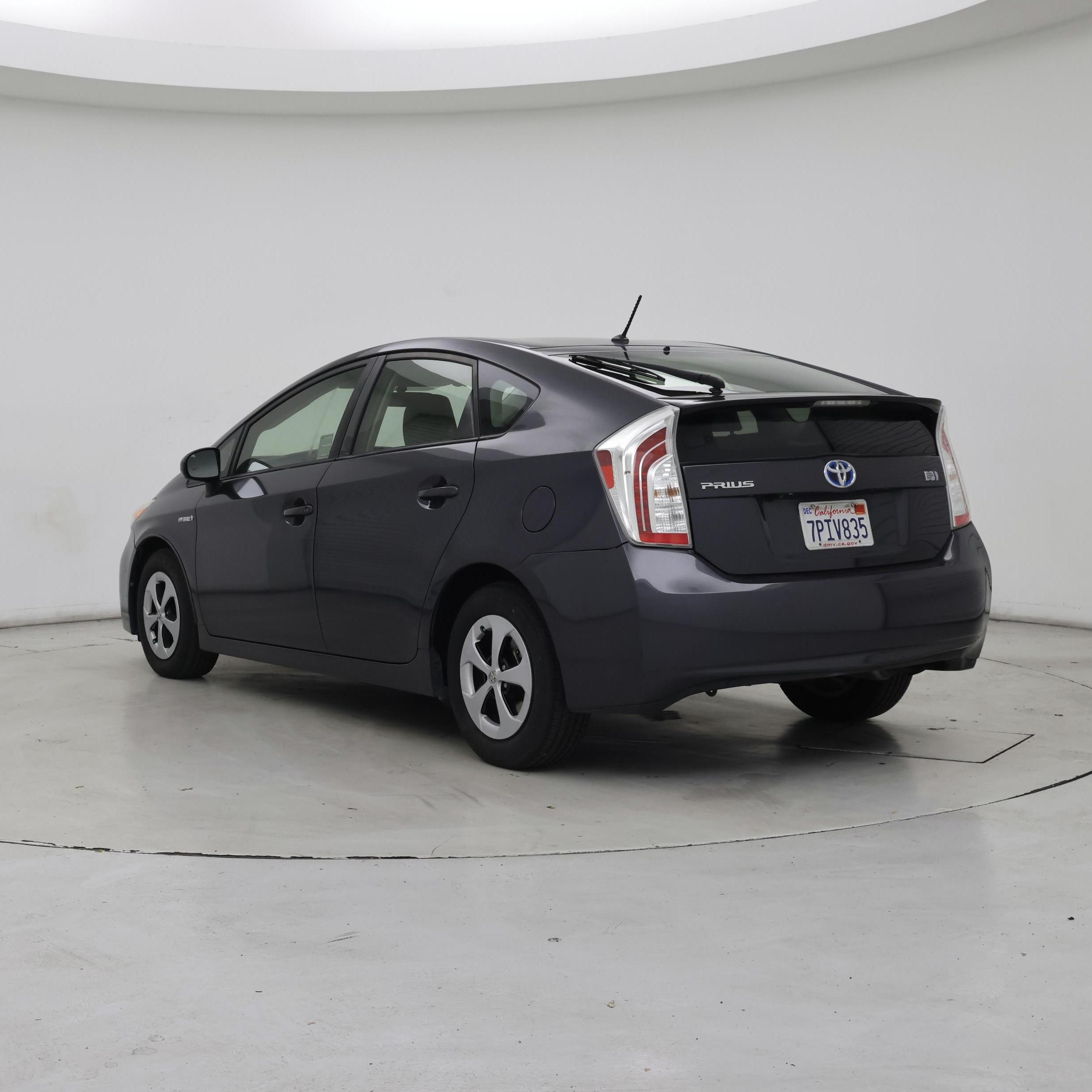 Thumbnail: 2015 Toyota Prius - 2