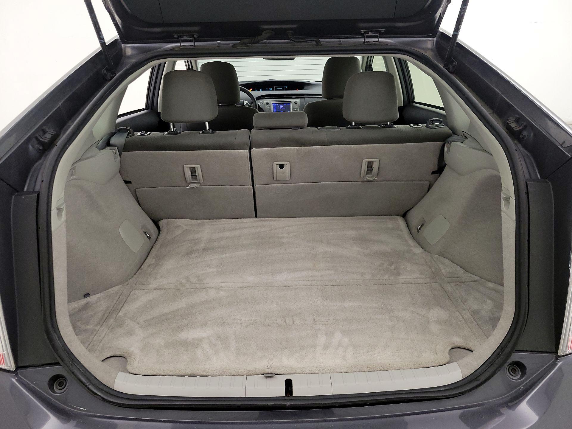 Thumbnail: 2015 Toyota Prius - 19