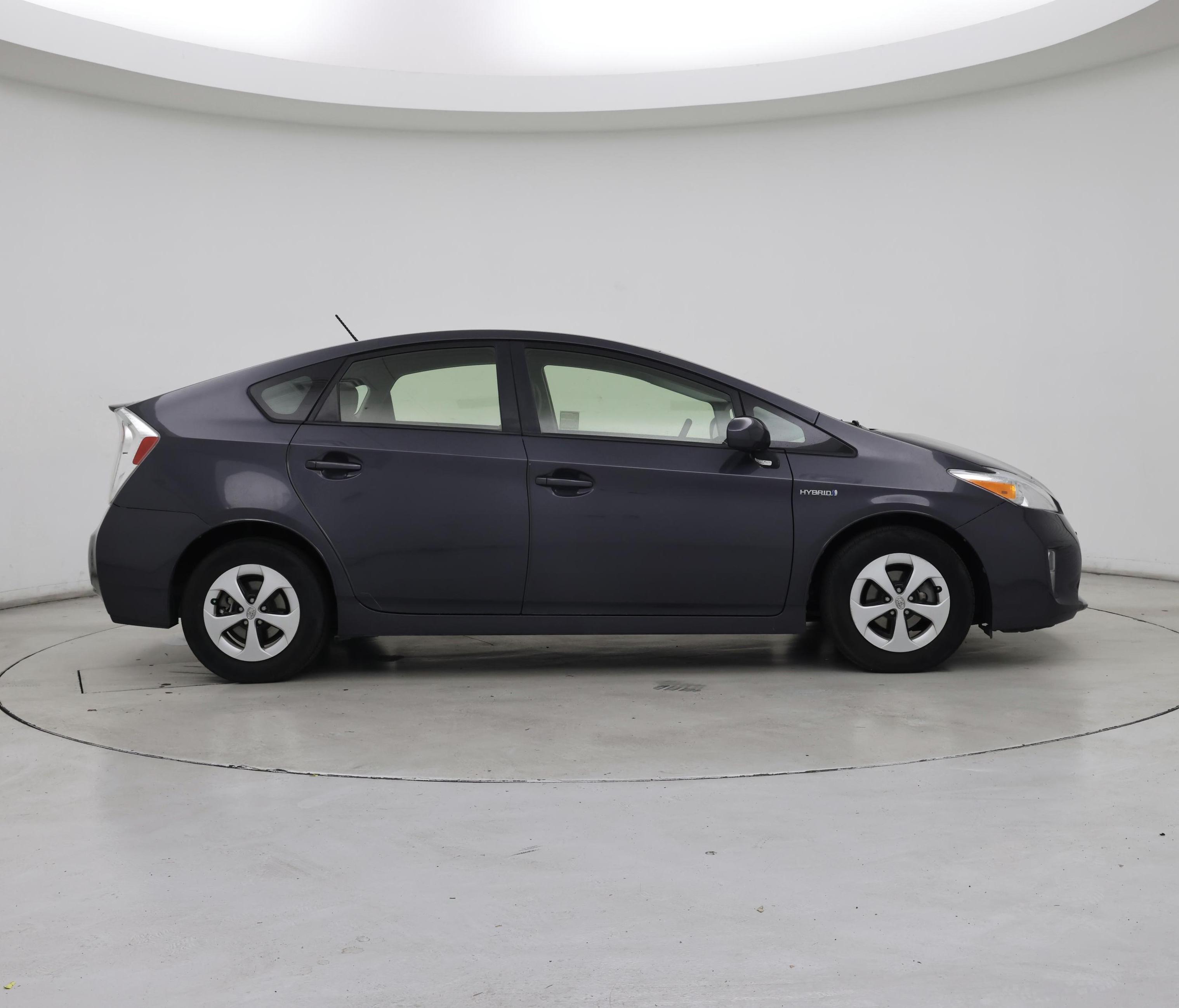 Thumbnail: 2015 Toyota Prius - 7