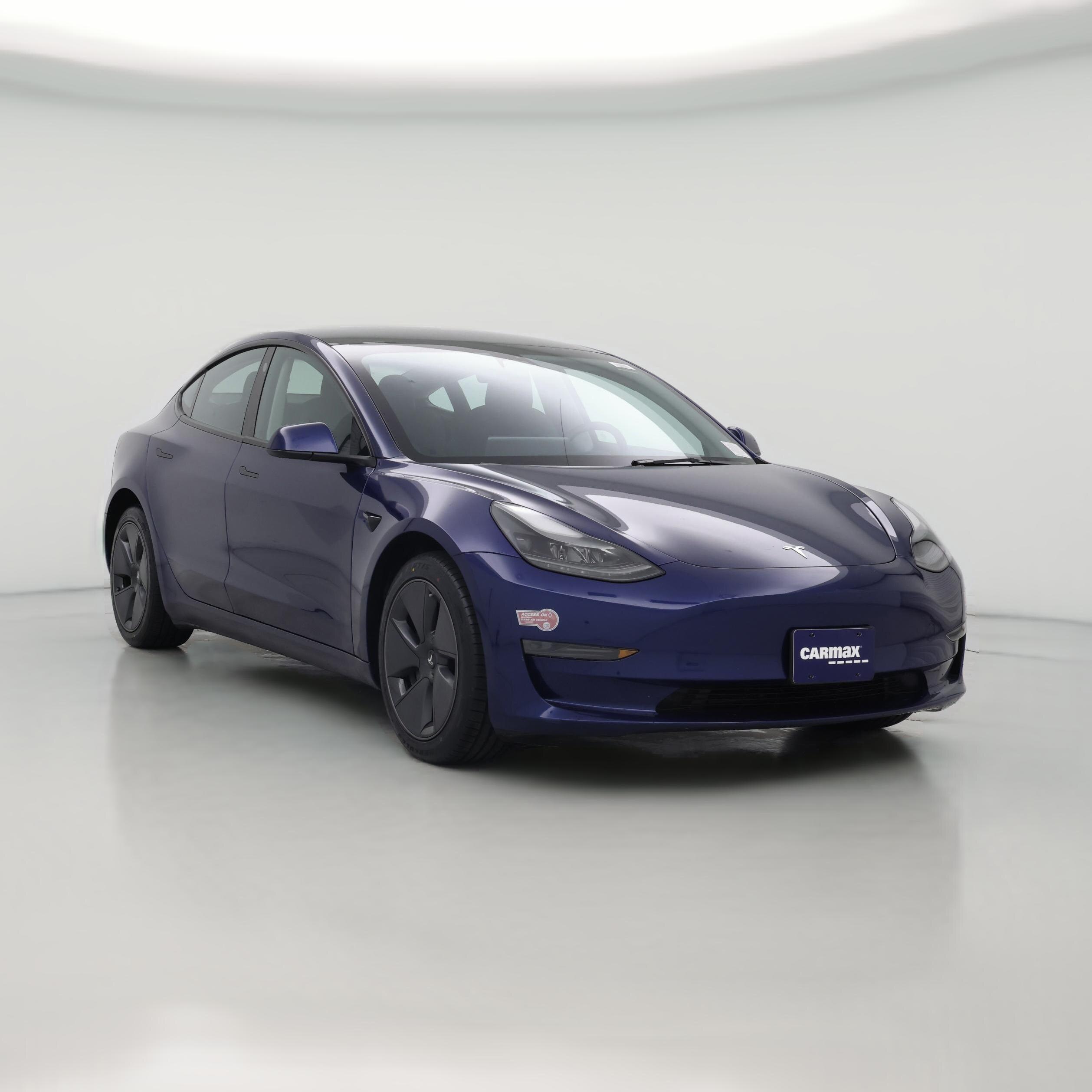 Thumbnail: 2023 Tesla Model 3 - 1