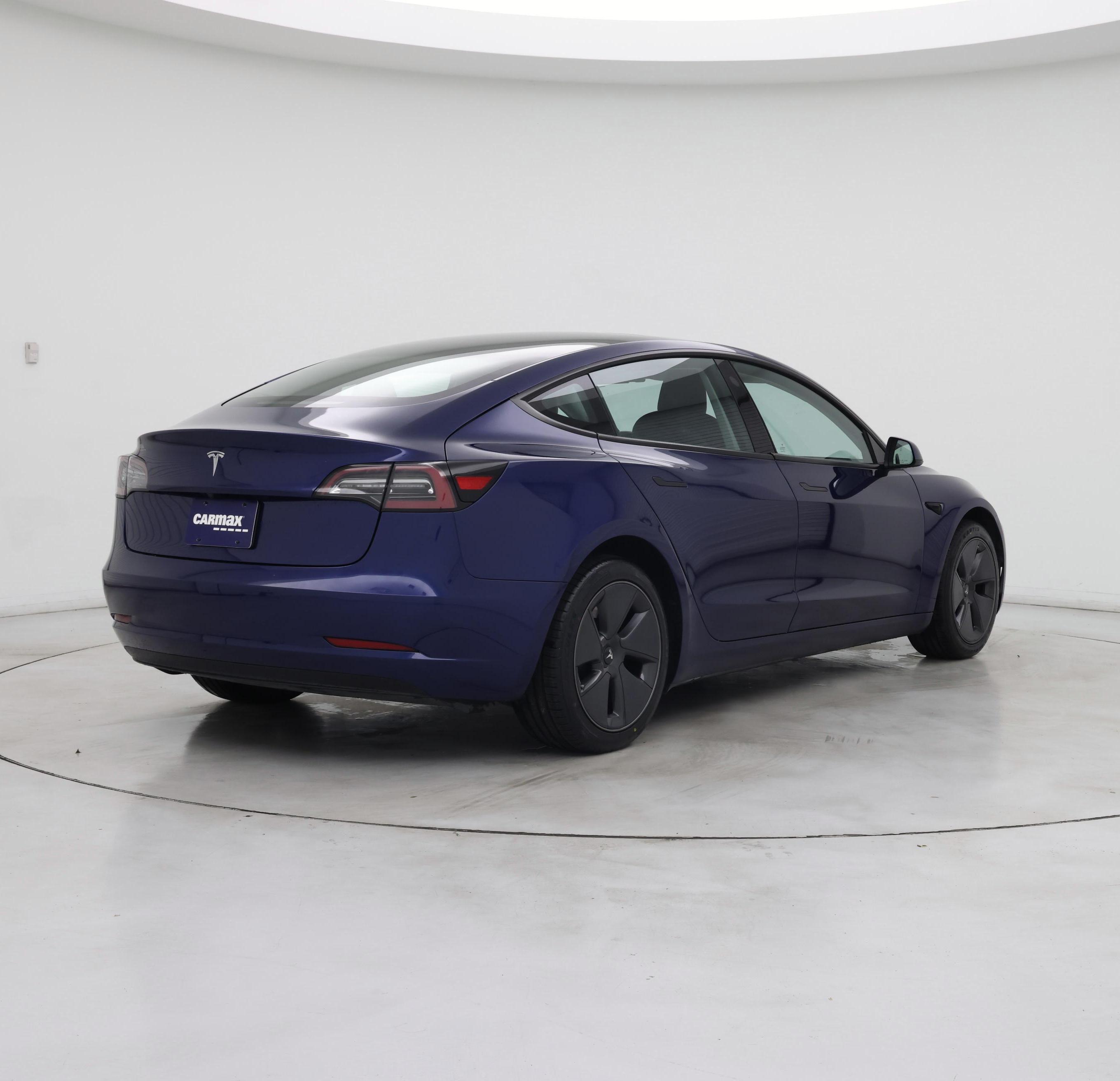 Thumbnail: 2023 Tesla Model 3 - 8