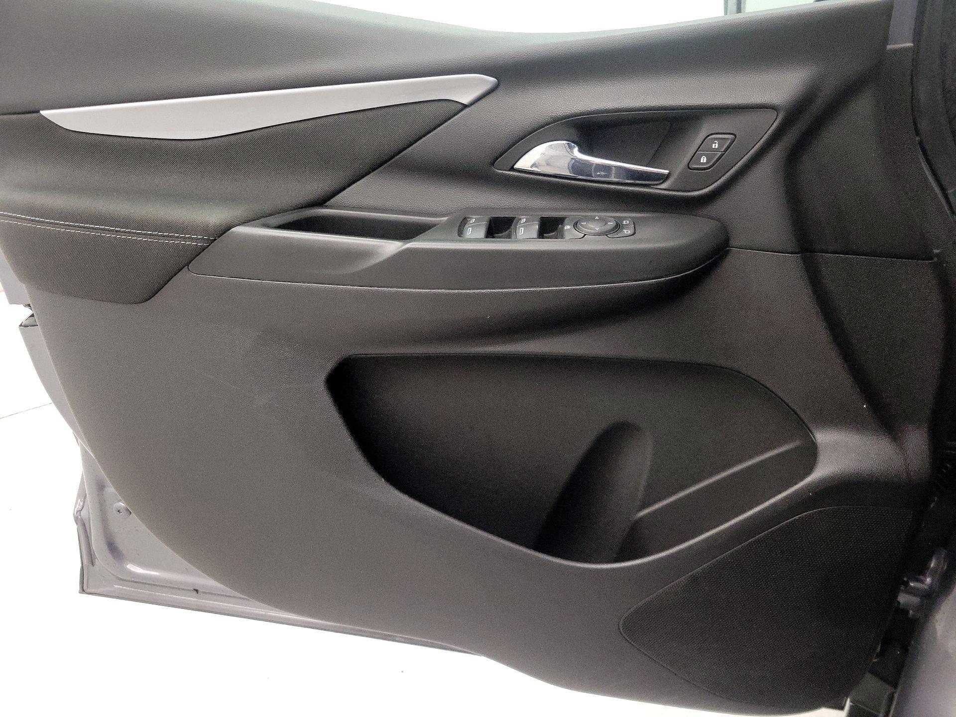 Thumbnail: 2023 Chevrolet Bolt EV - 12