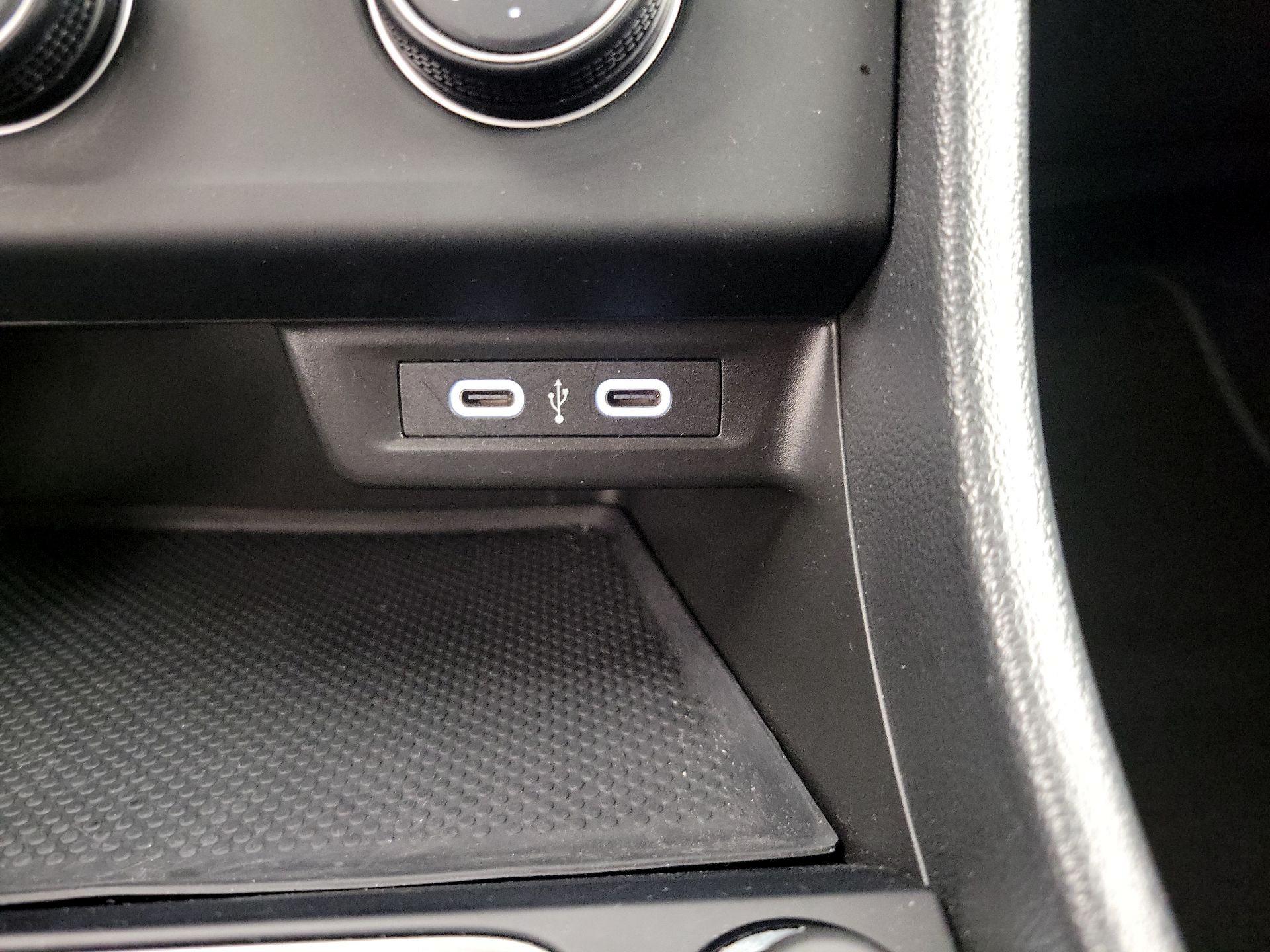 Thumbnail: 2024 Volkswagen Jetta - 18