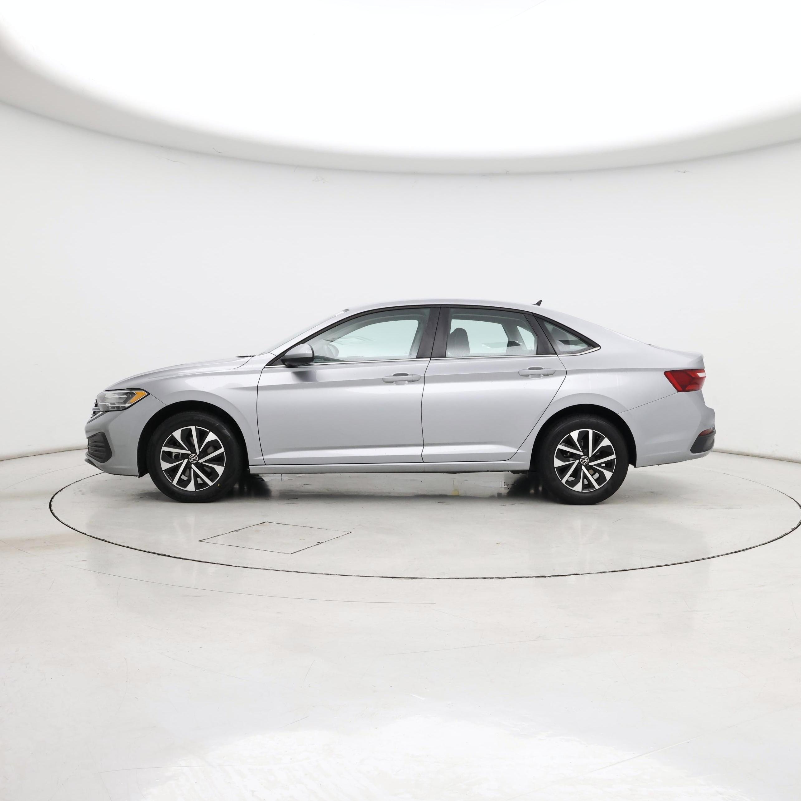 Thumbnail: 2024 Volkswagen Jetta - 3