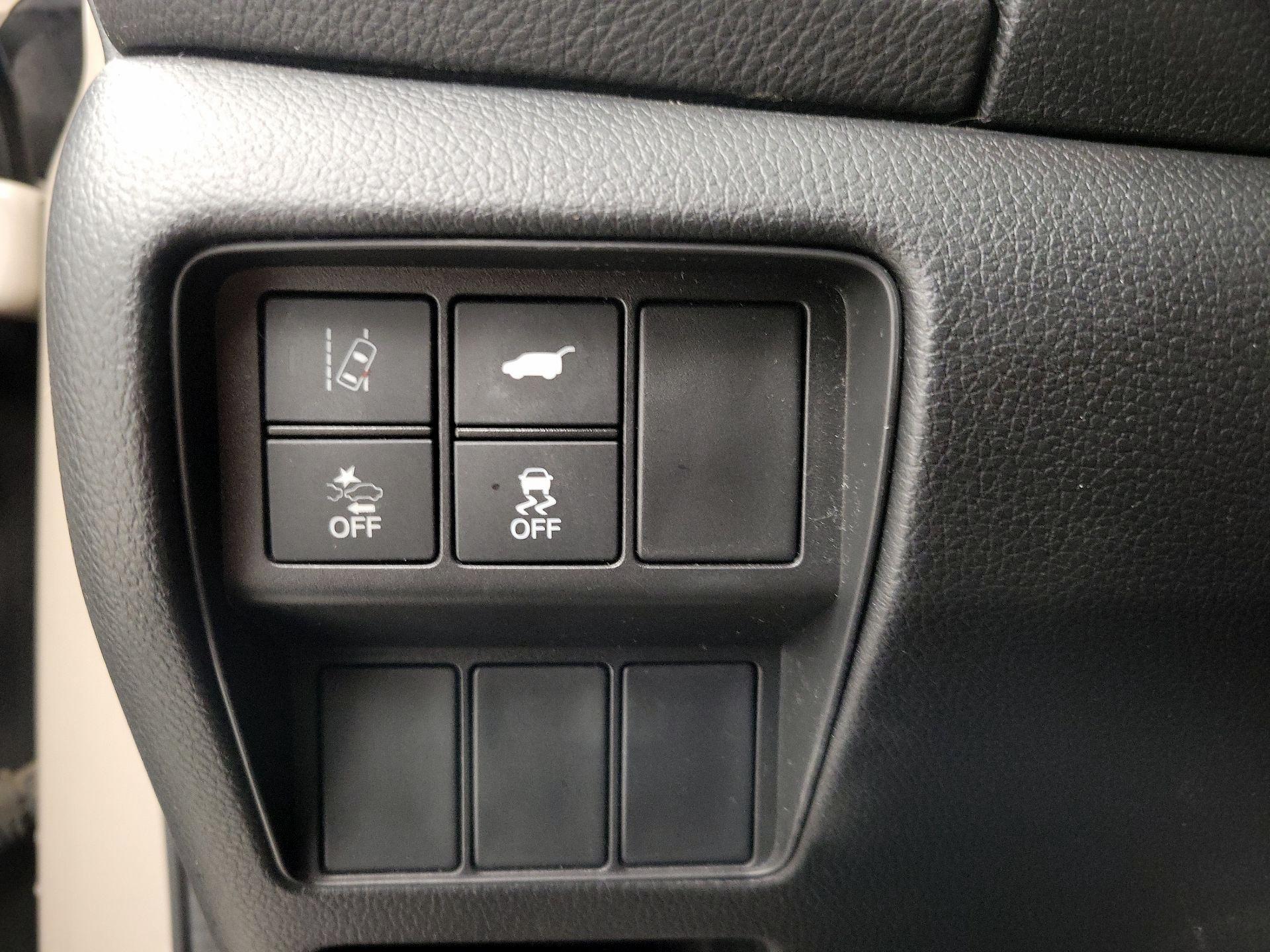 Thumbnail: 2017 Honda CR-V - 13