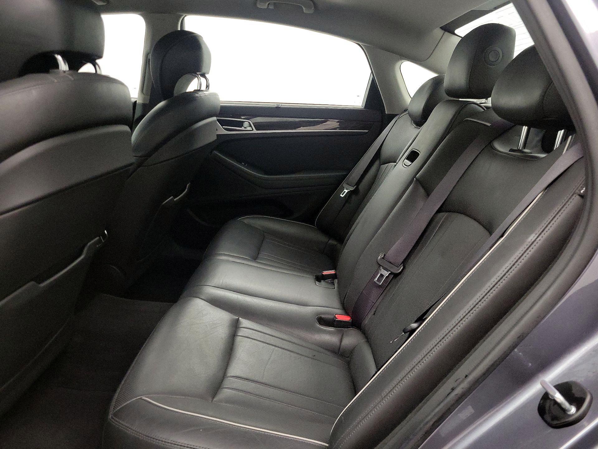 Thumbnail: 2016 Hyundai Genesis - 20