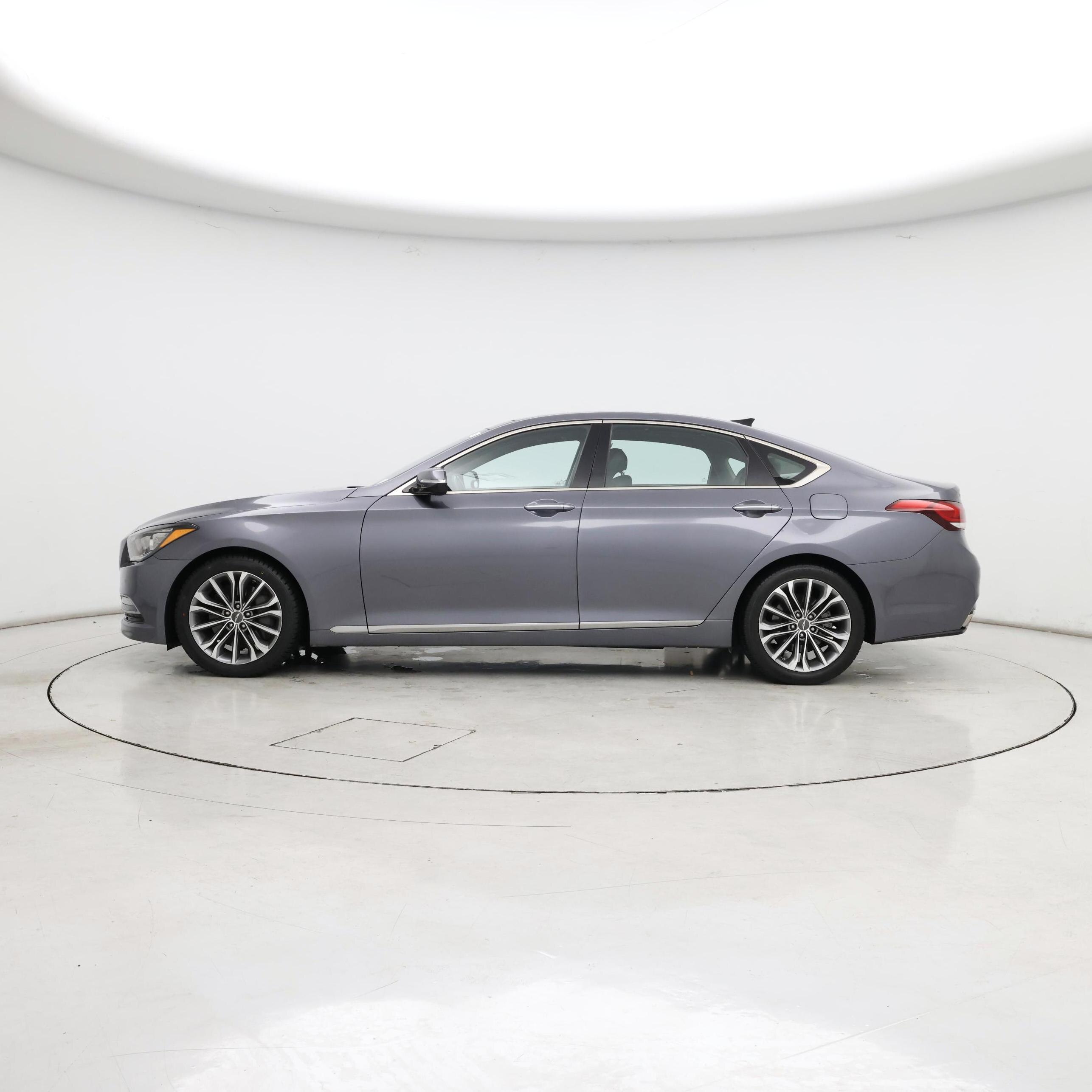 Thumbnail: 2016 Hyundai Genesis - 3