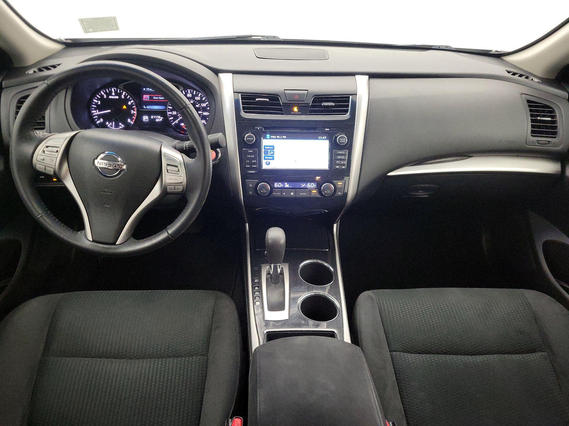 Thumbnail: 2014 Nissan Altima - 9