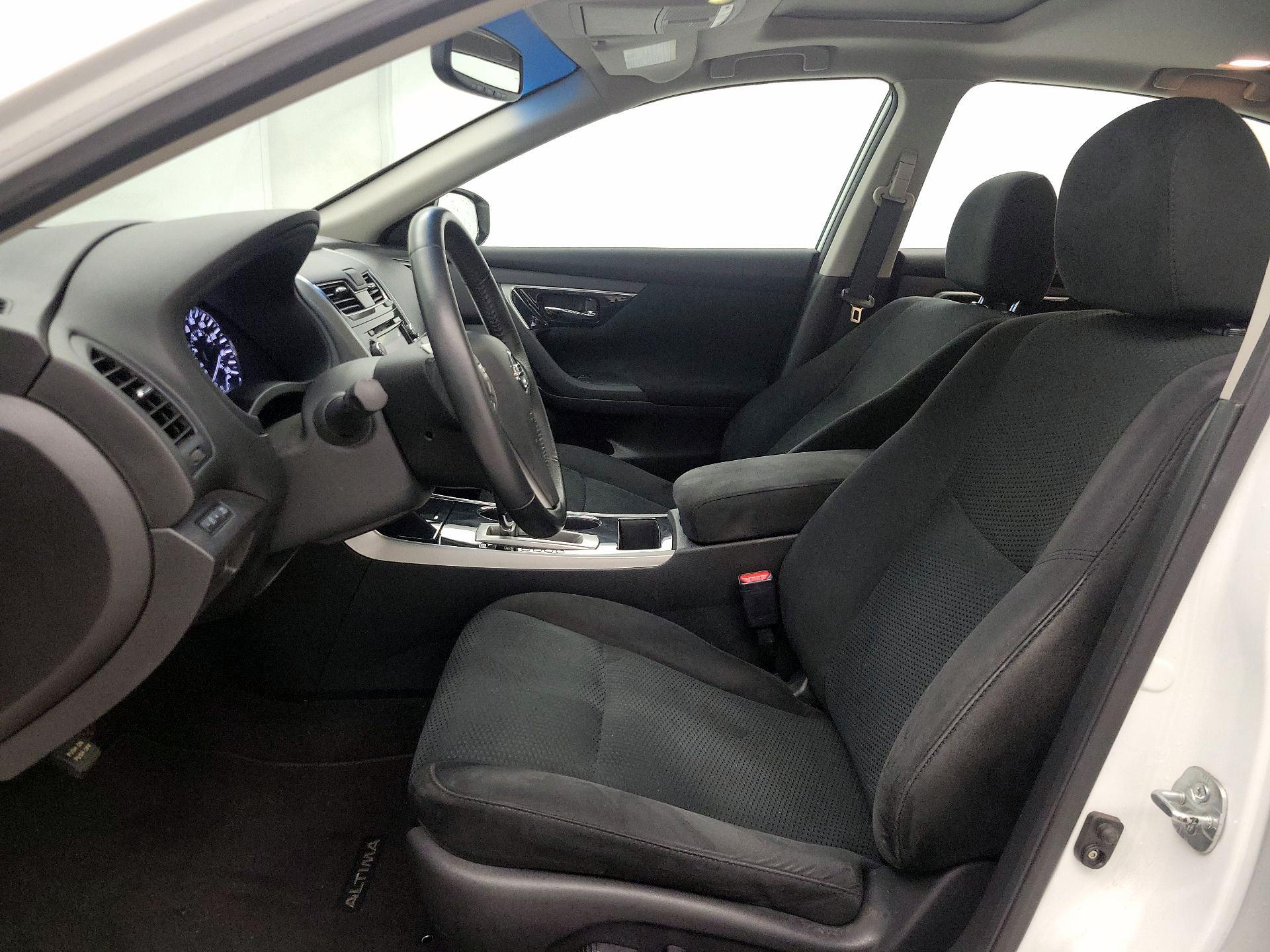 Thumbnail: 2014 Nissan Altima - 11