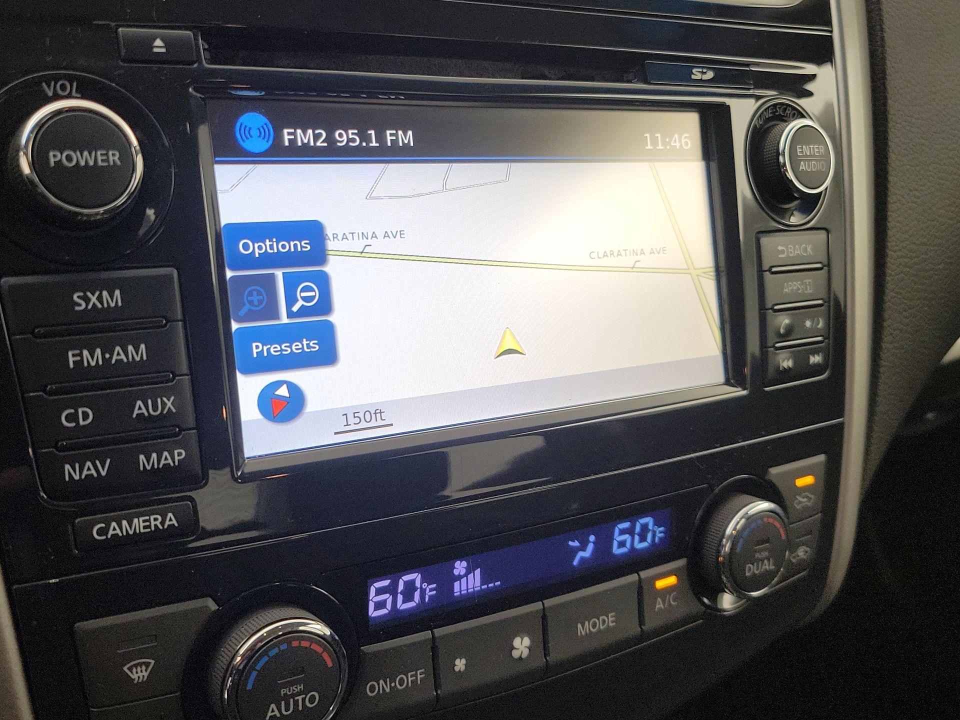 Thumbnail: 2014 Nissan Altima - 14