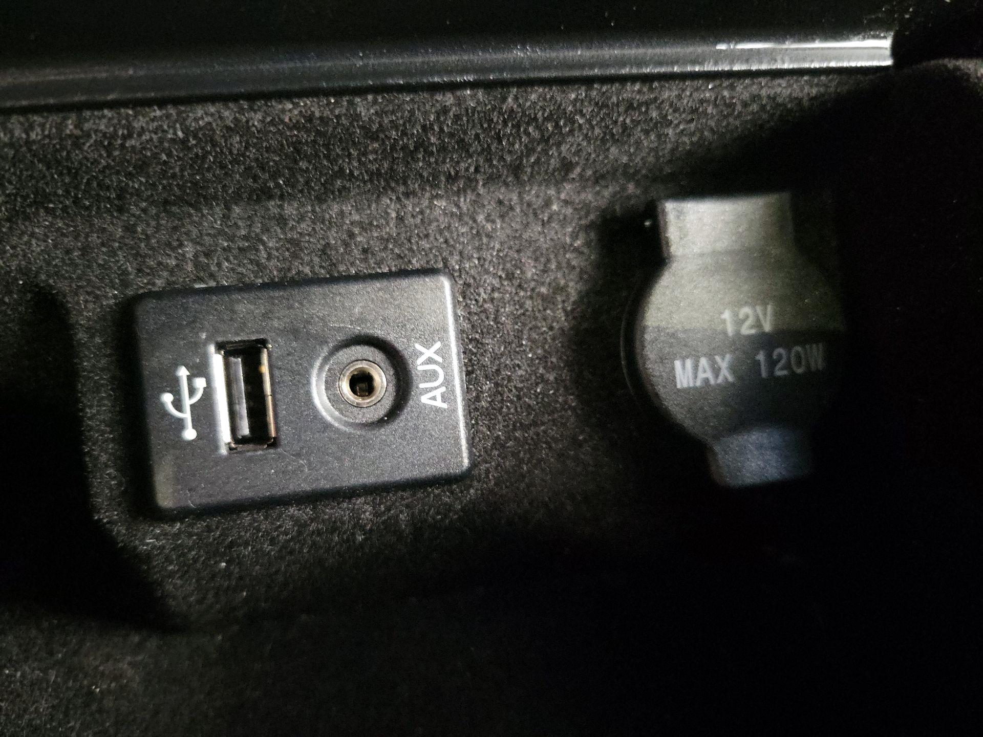 Thumbnail: 2014 Nissan Altima - 19