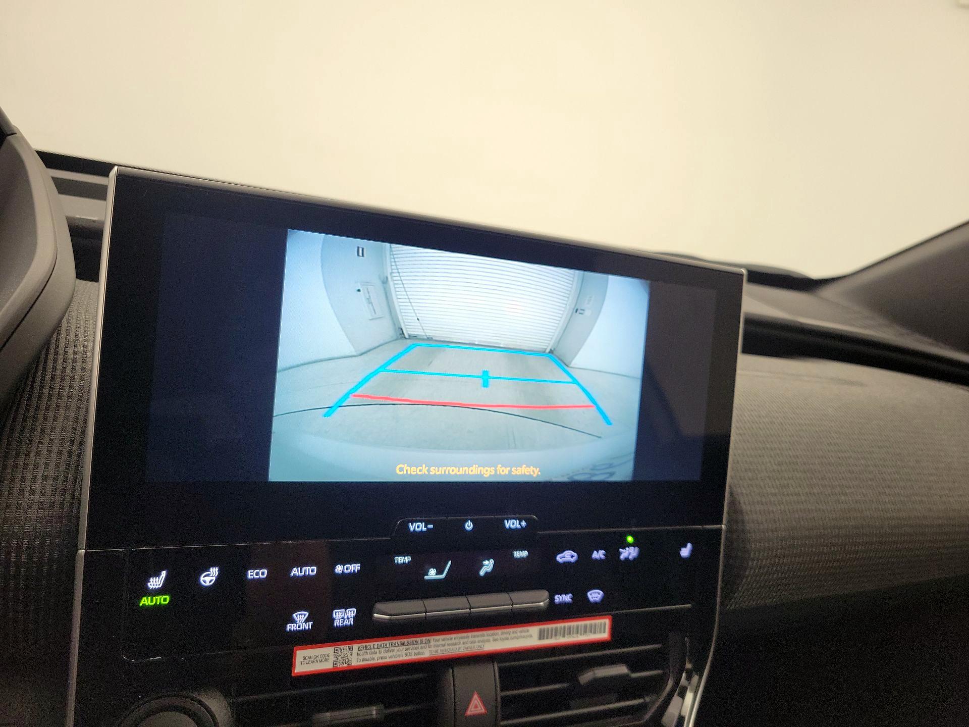 Thumbnail: 2025 Toyota bZ4X - 14