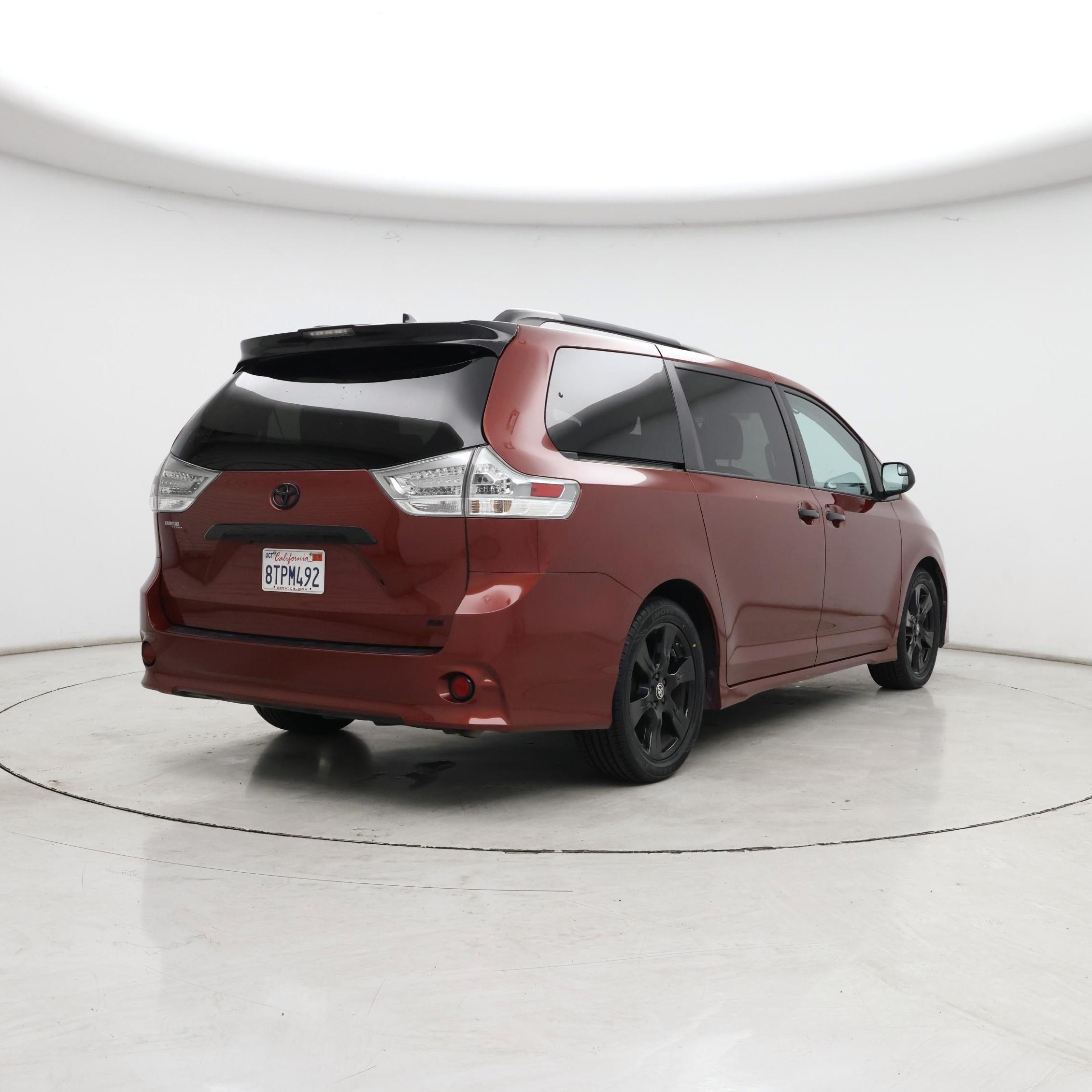 Thumbnail: 2020 Toyota Sienna - 8