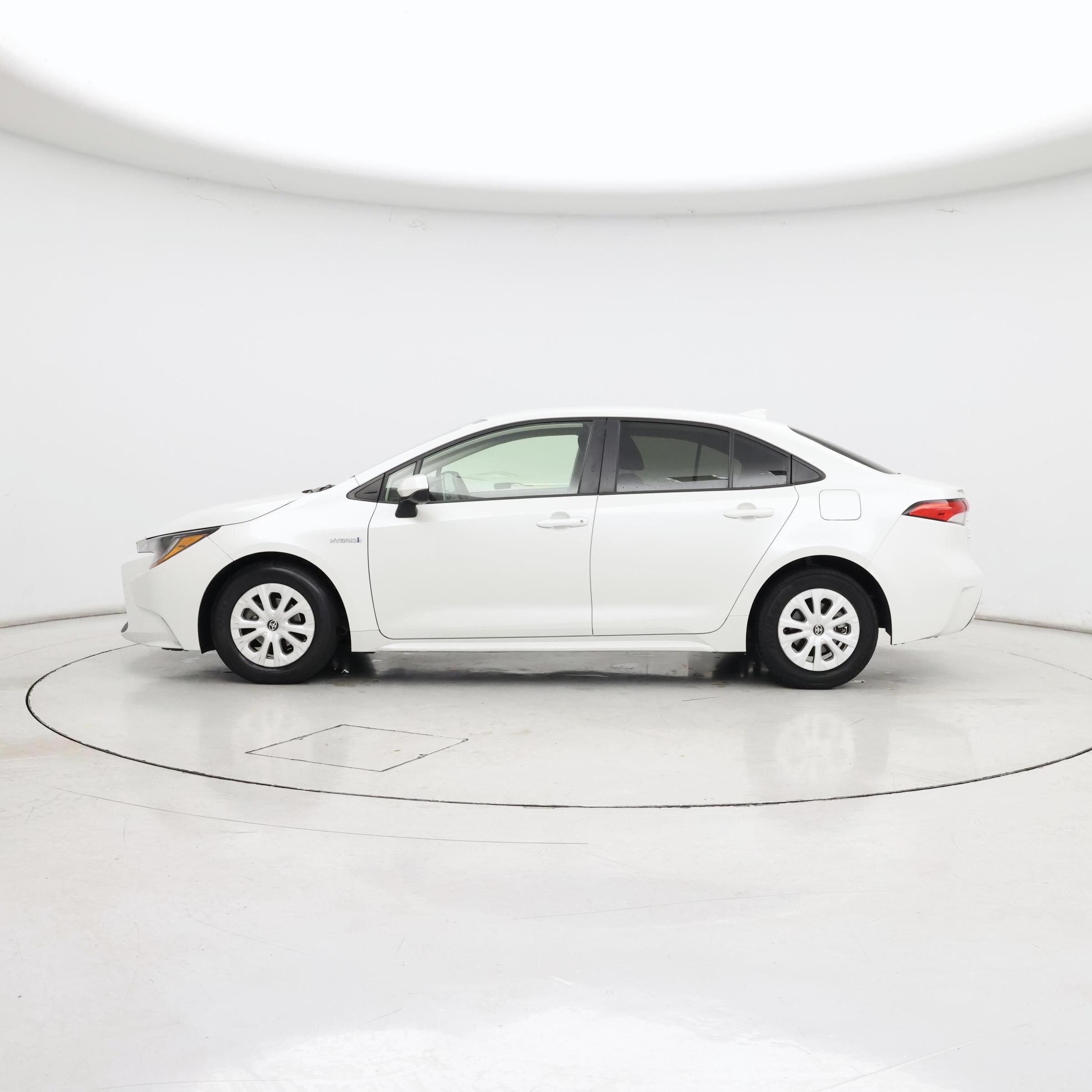 Thumbnail: 2021 Toyota Corolla - 3