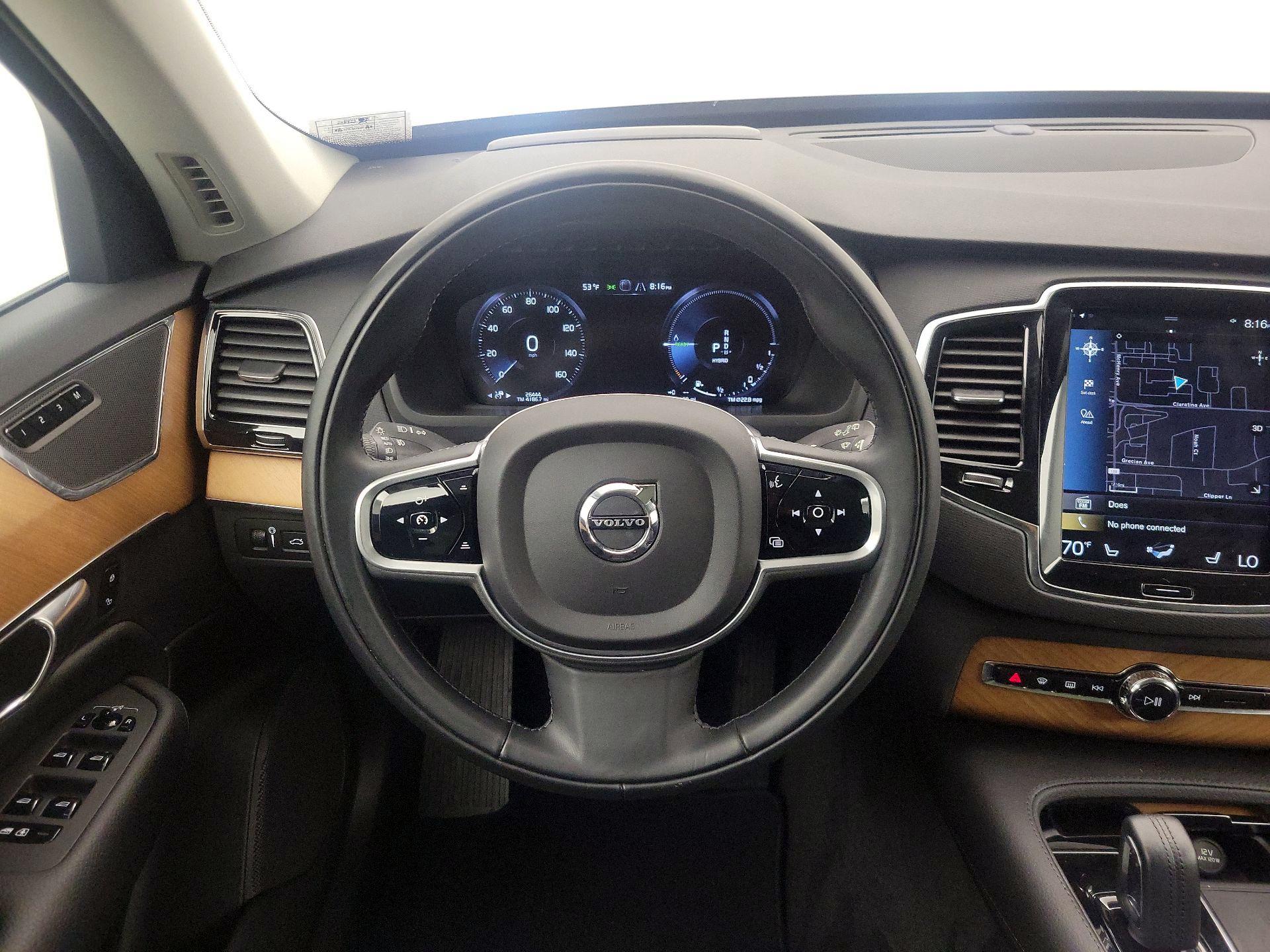 Thumbnail: 2021 Volvo XC90 - 10