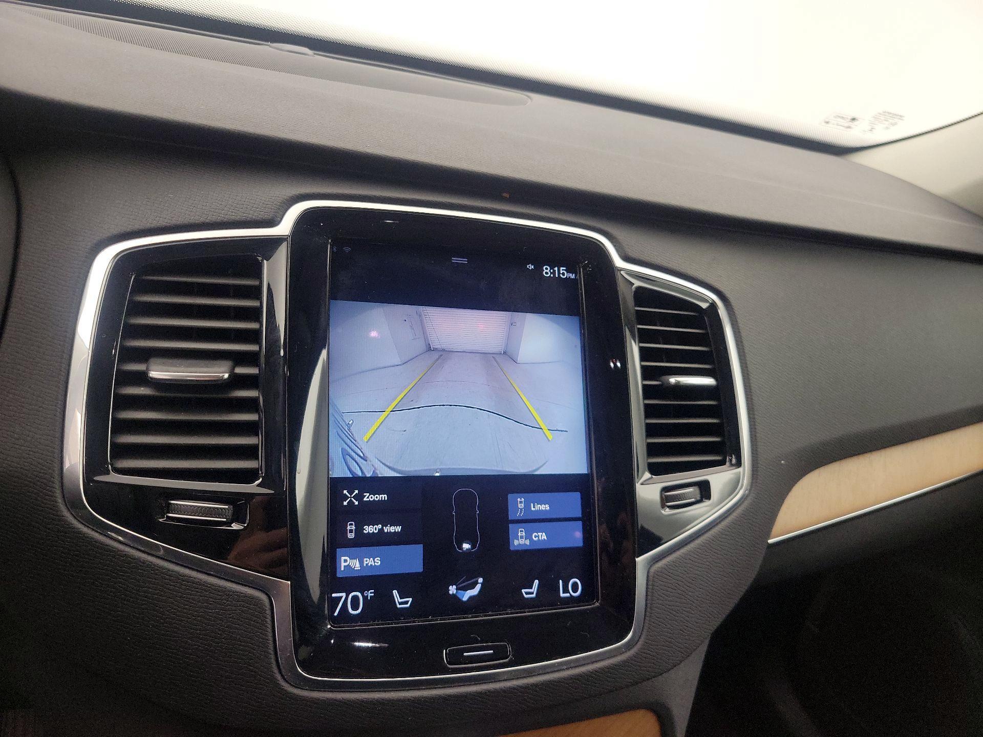 Thumbnail: 2021 Volvo XC90 - 15