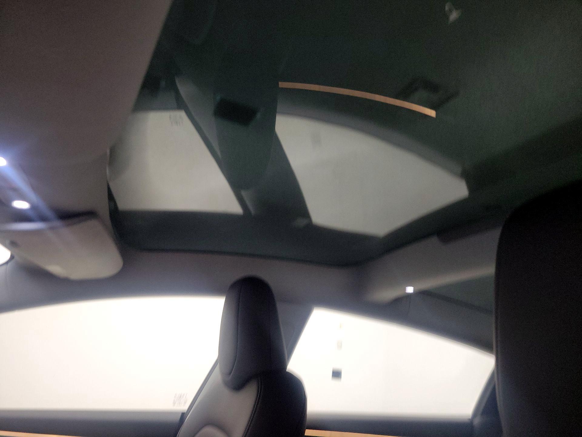 Thumbnail: 2025 Tesla Model 3 - 18