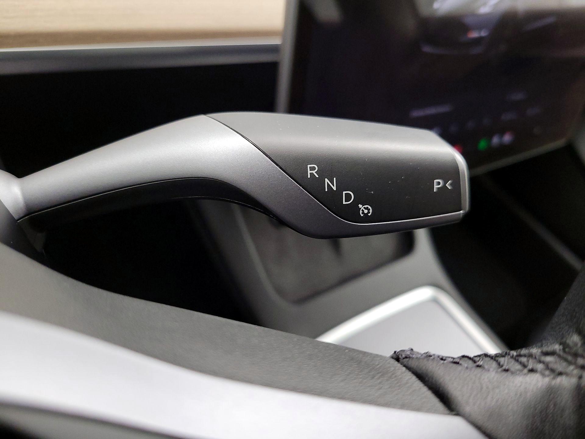 Thumbnail: 2023 Tesla Model 3 - 17