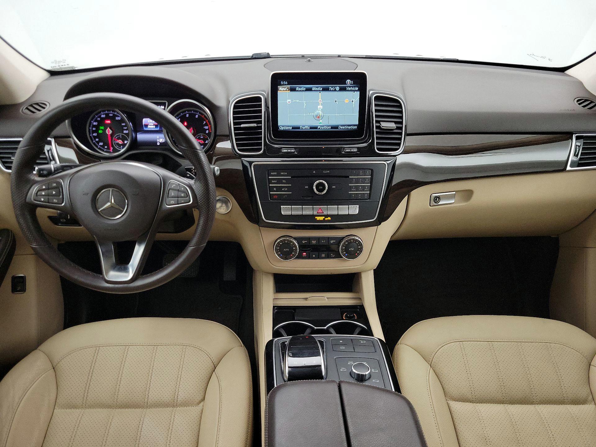 Thumbnail: 2016 Mercedes-Benz GLE - 9