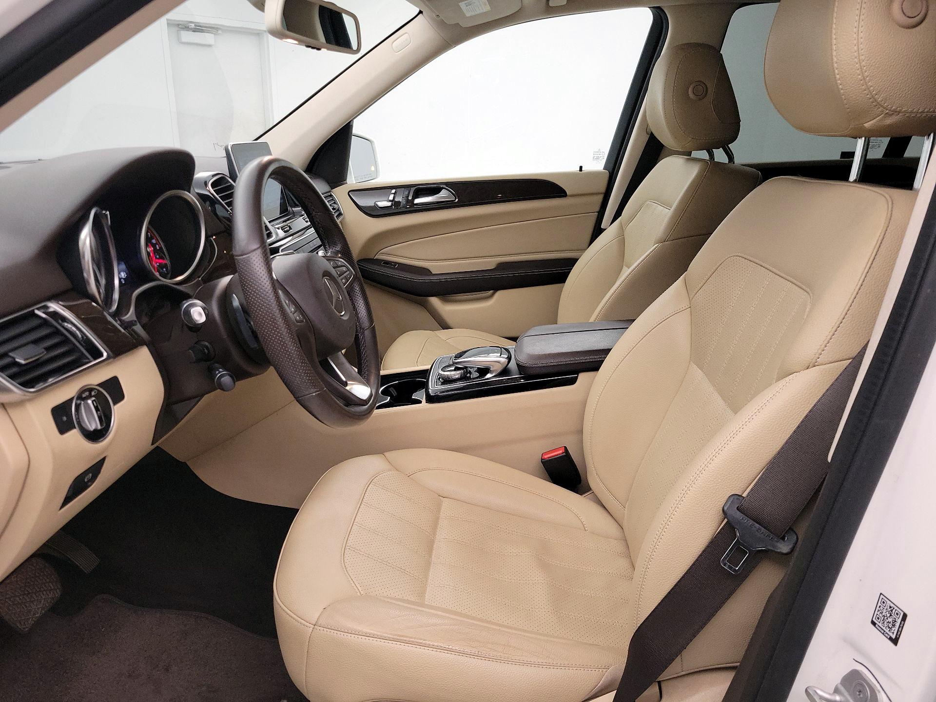 Thumbnail: 2016 Mercedes-Benz GLE - 11