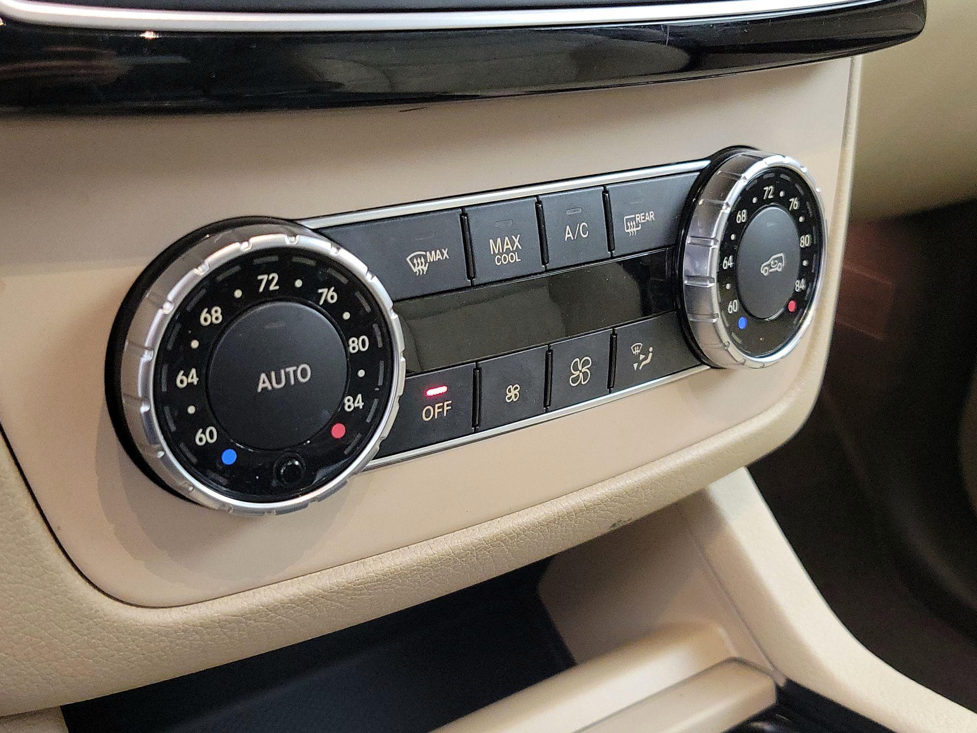 Thumbnail: 2016 Mercedes-Benz GLE - 17