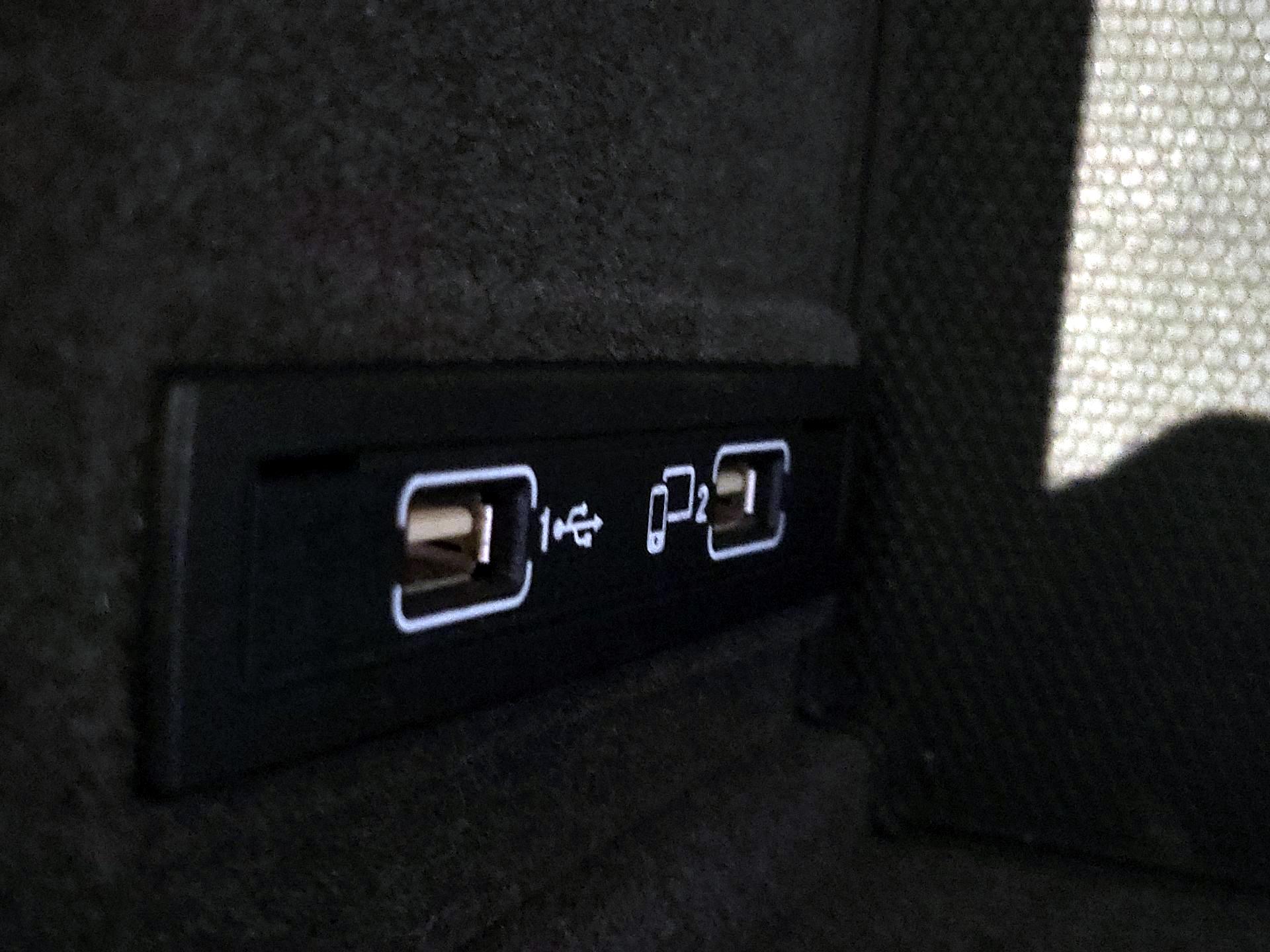 Thumbnail: 2016 Mercedes-Benz GLE - 19