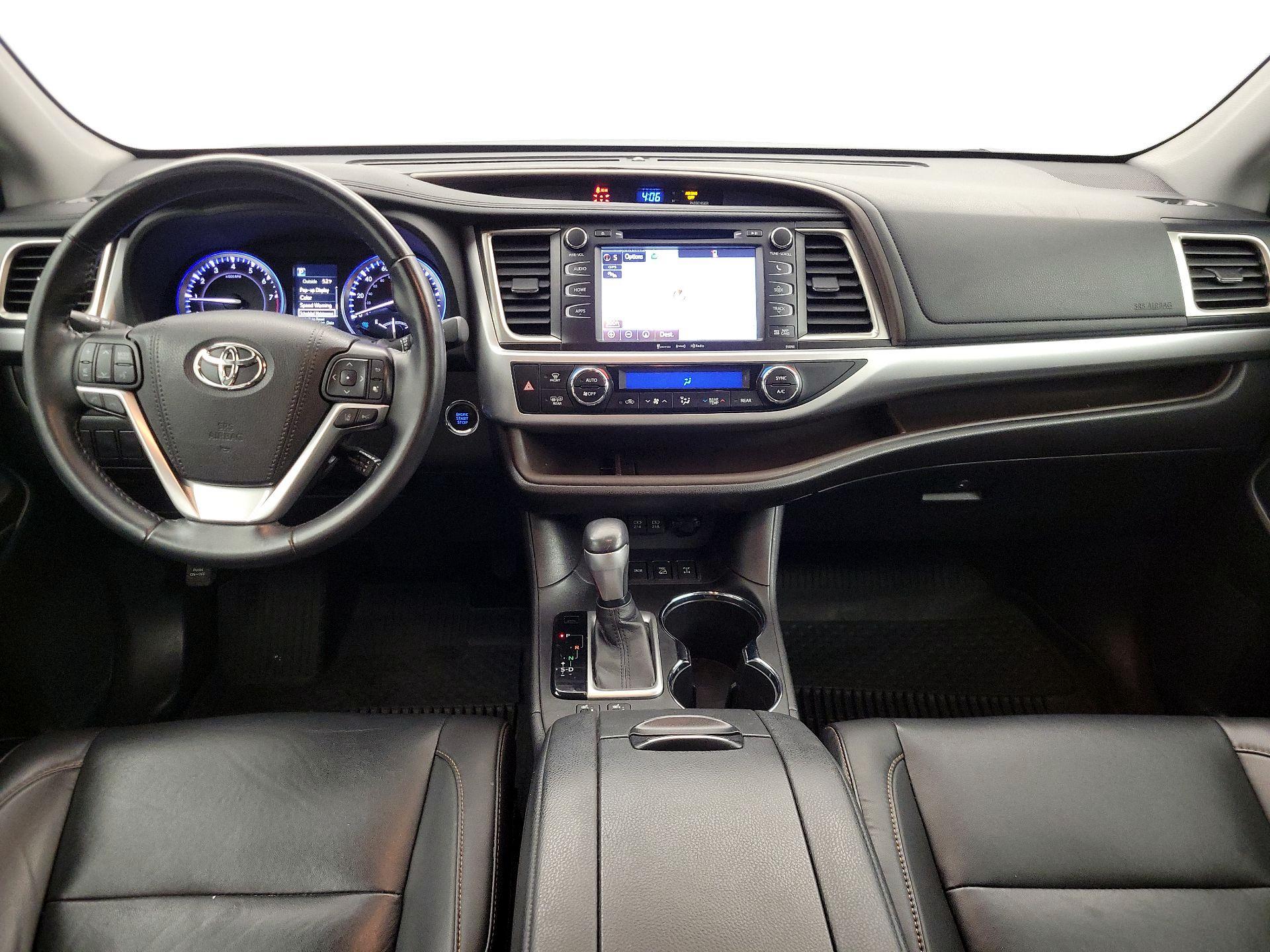 Thumbnail: 2019 Toyota Highlander - 9