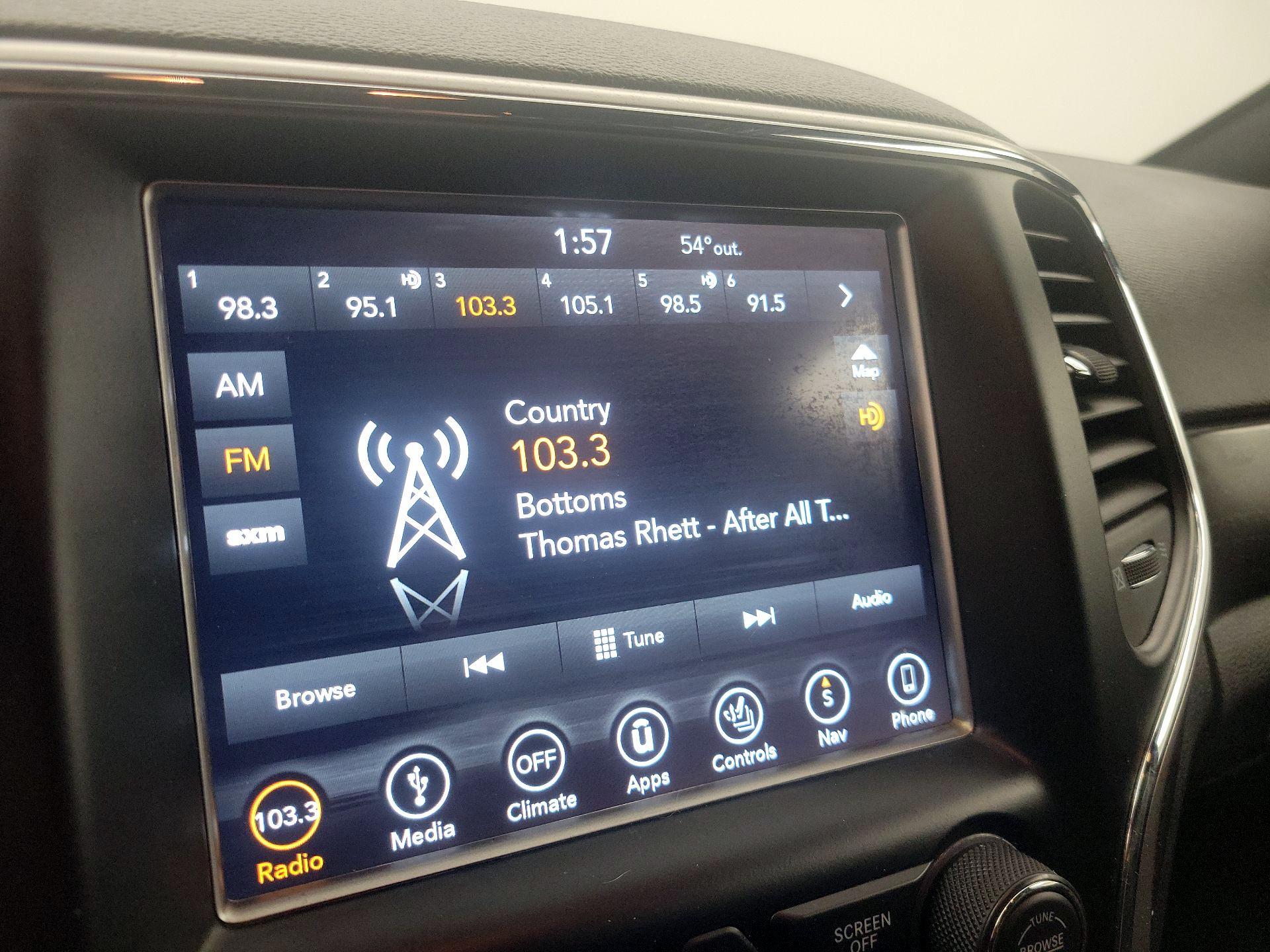 Thumbnail: 2018 Jeep Grand Cherokee - 16