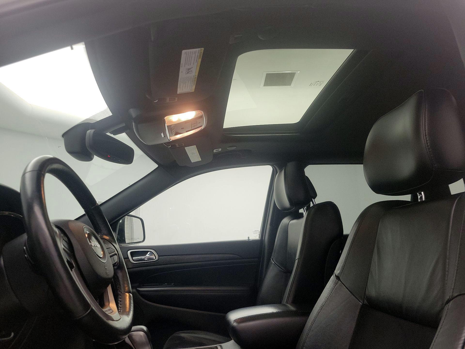 Thumbnail: 2018 Jeep Grand Cherokee - 20