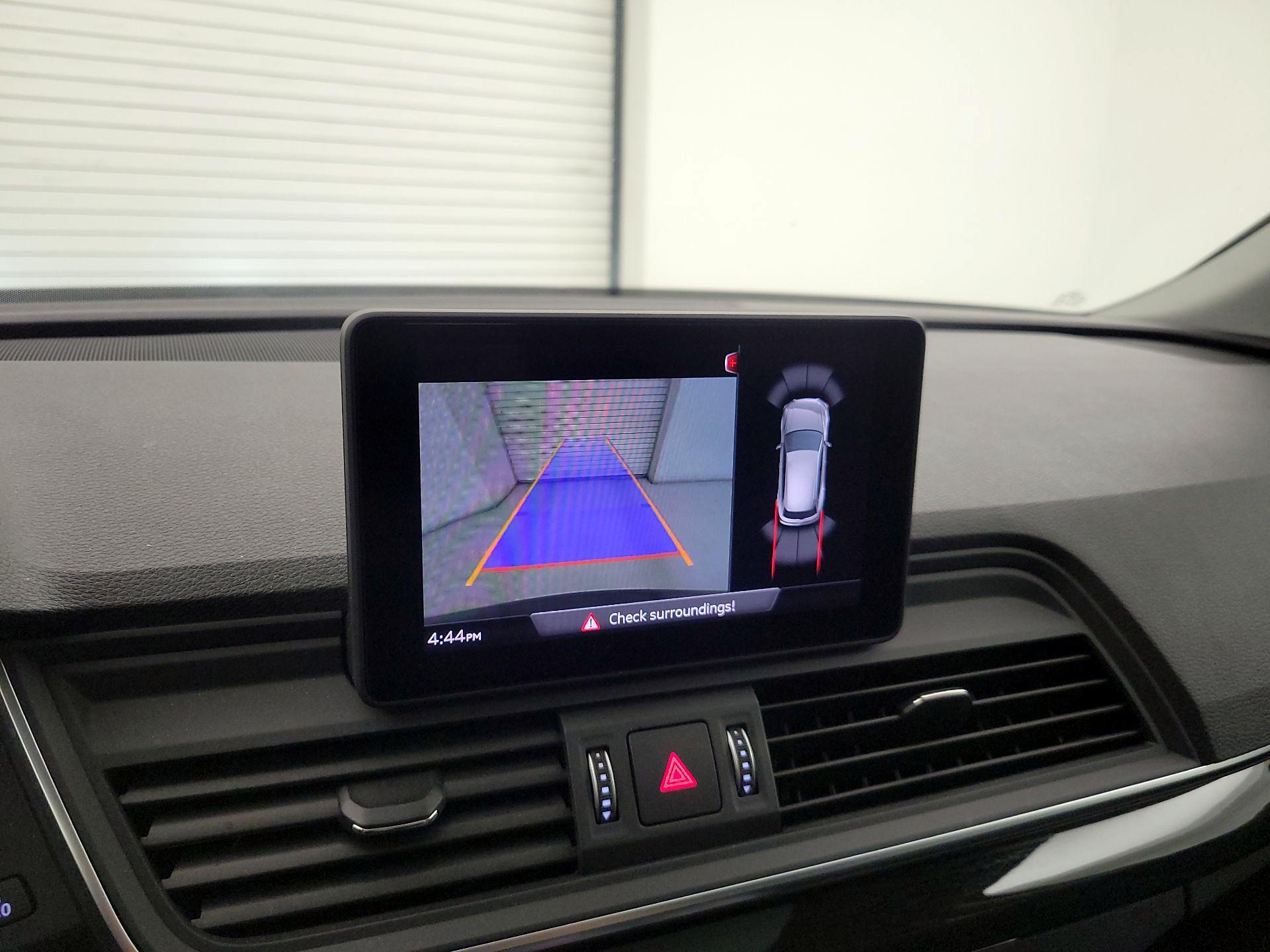 Thumbnail: 2020 Audi Q5 - 14