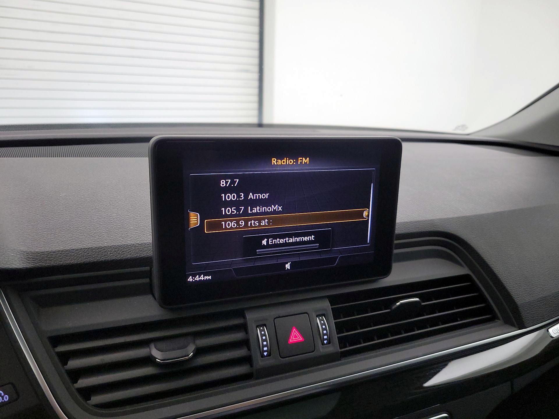 Thumbnail: 2020 Audi Q5 - 15