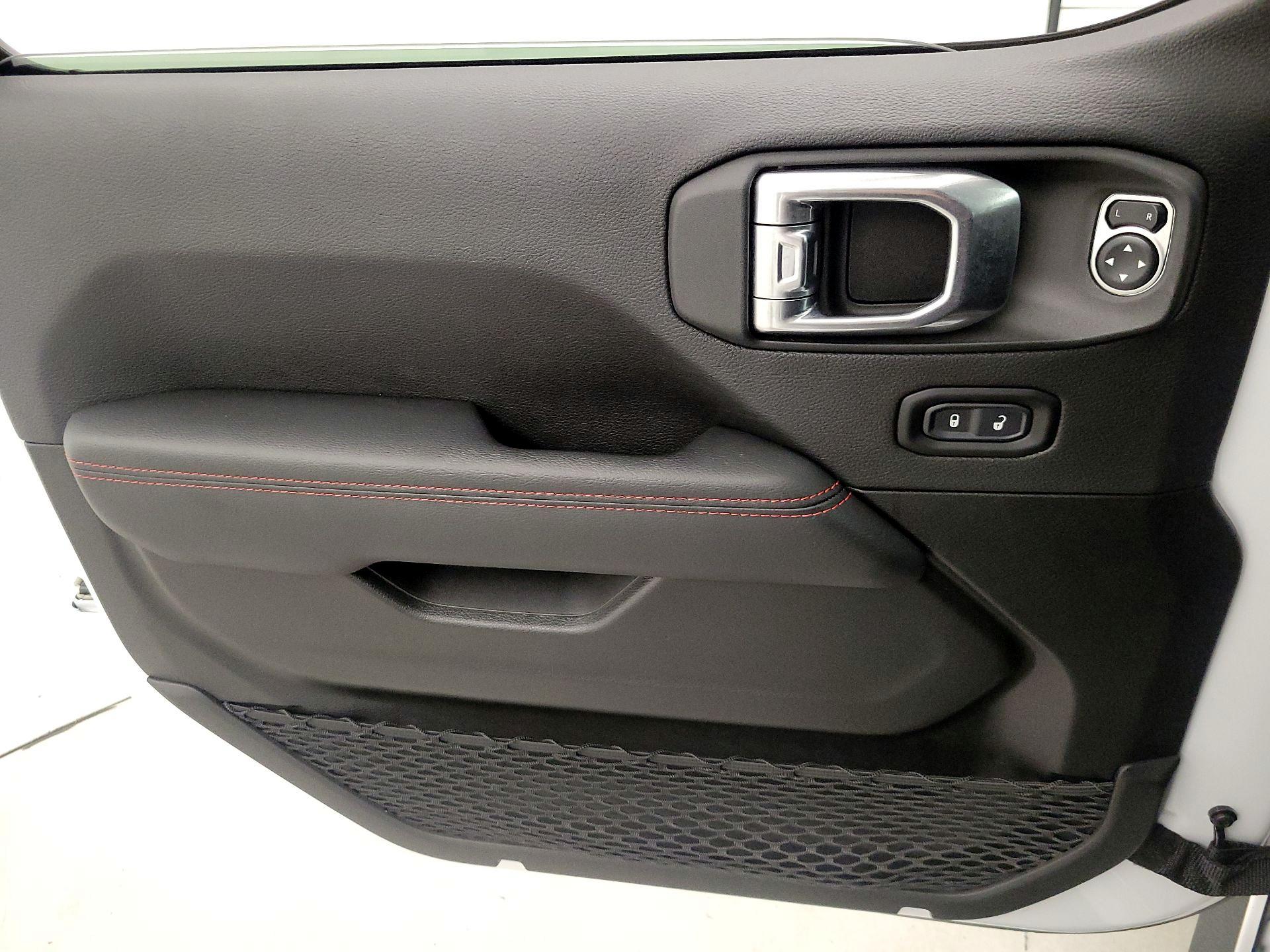 Thumbnail: 2023 Jeep Gladiator - 12