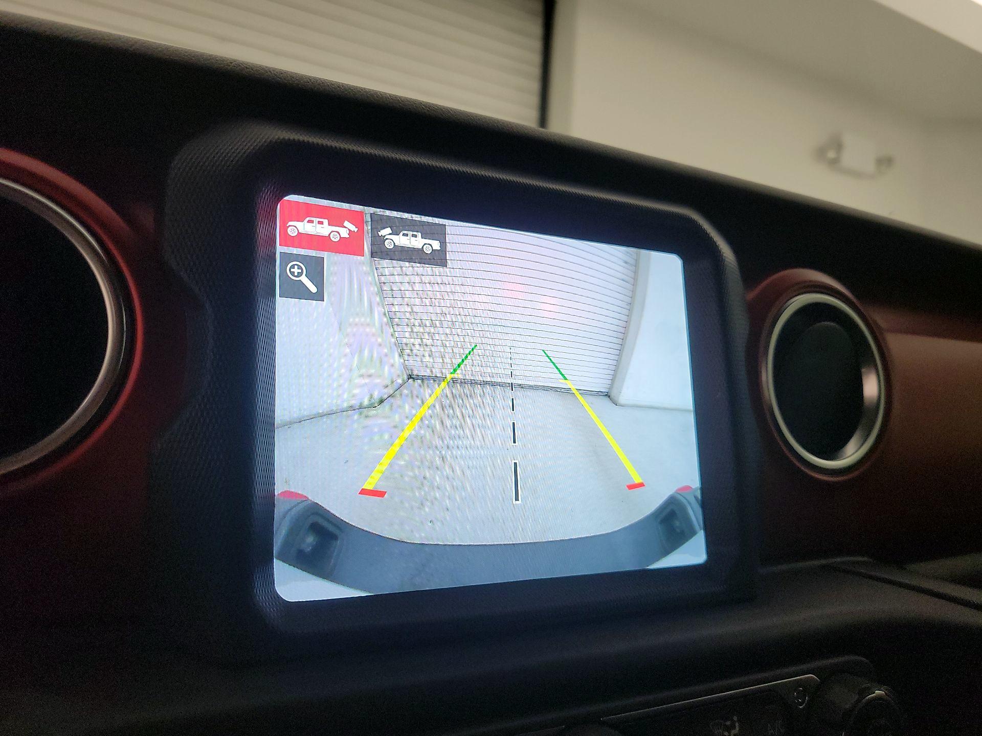 Thumbnail: 2023 Jeep Gladiator - 15