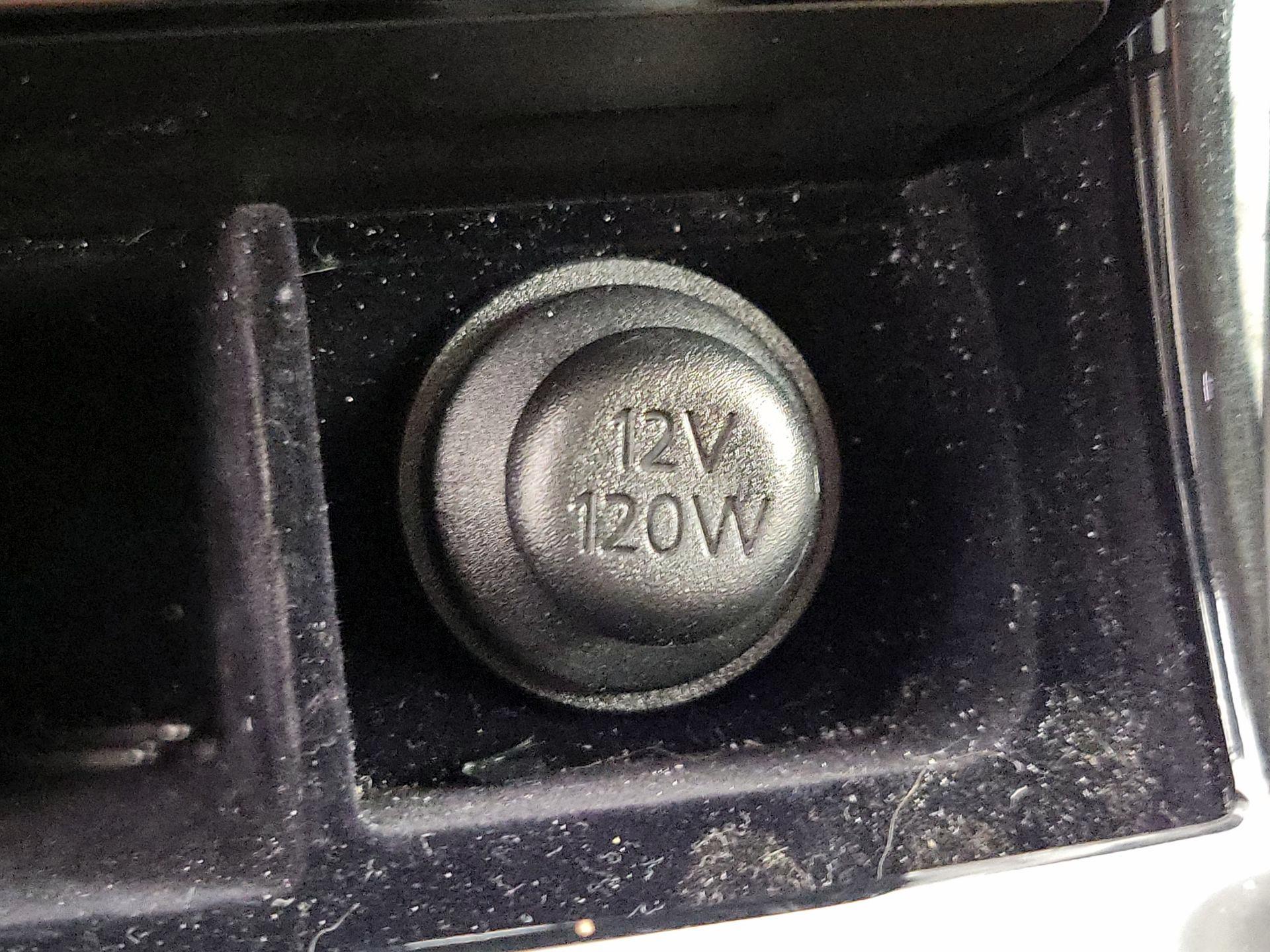 Thumbnail: 2018 INFINITI Q50 - 19