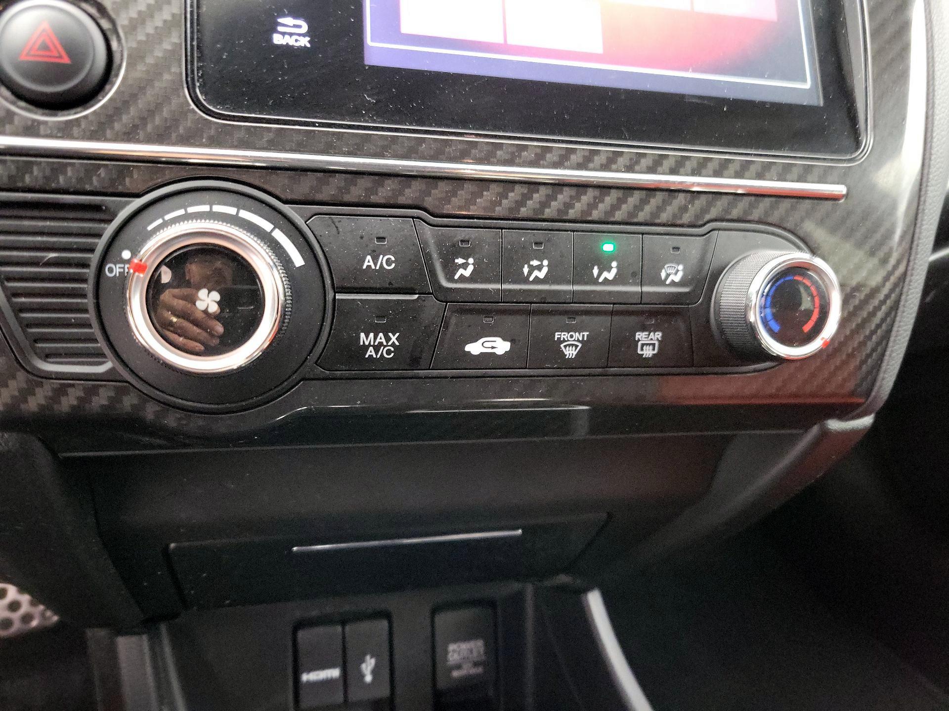 Thumbnail: 2015 Honda Civic - 16