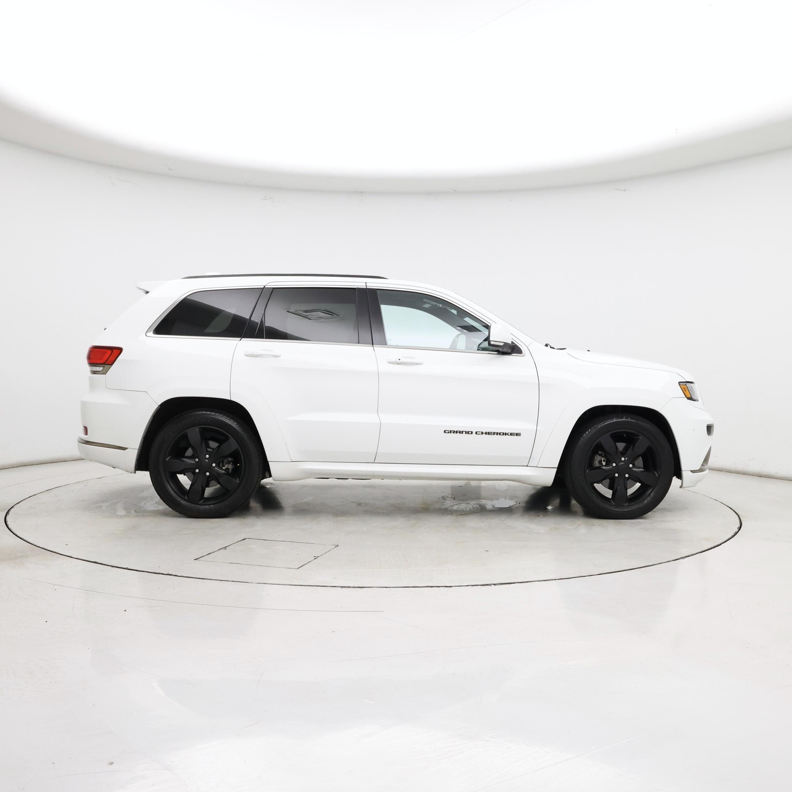 Thumbnail: 2015 Jeep Grand Cherokee - 7