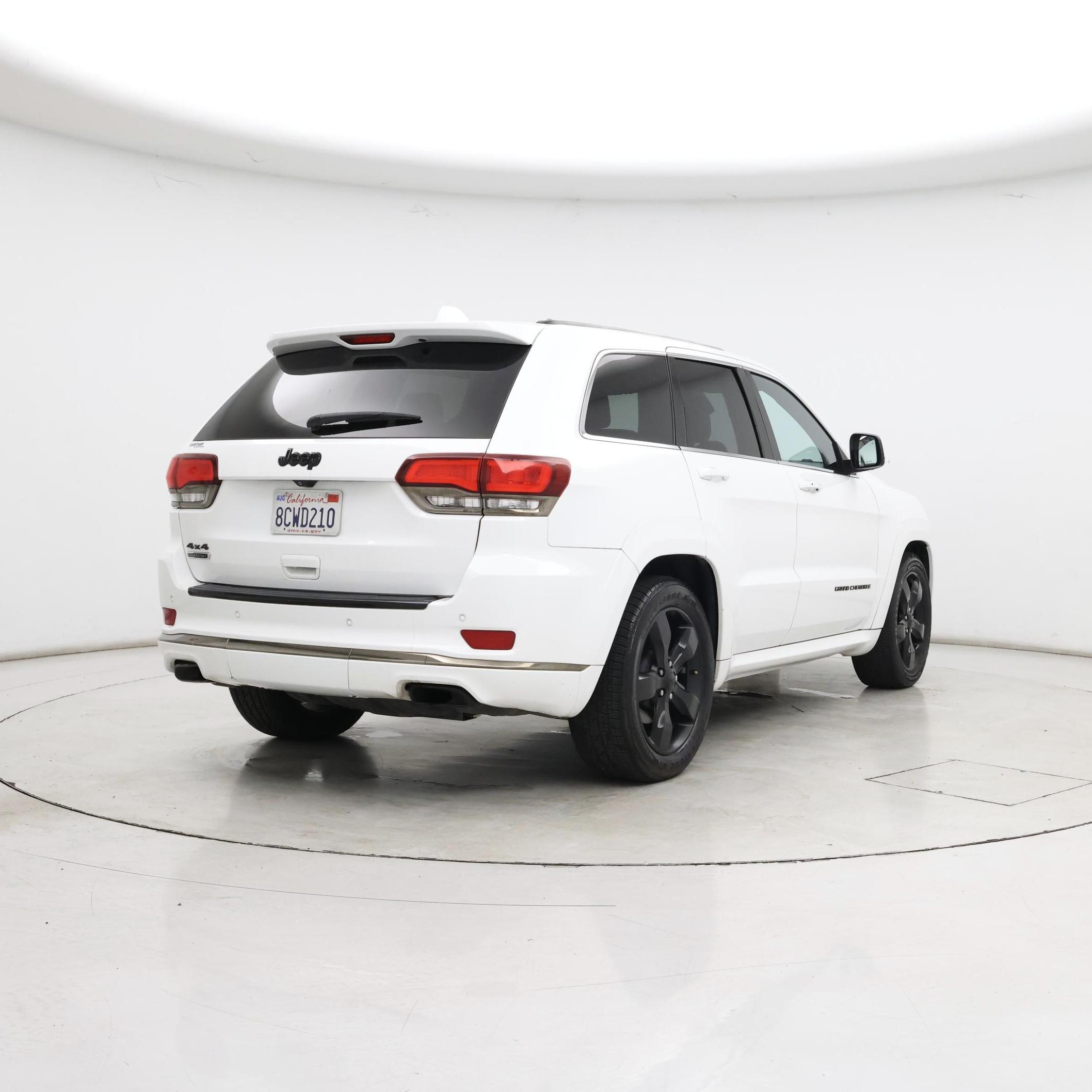 Thumbnail: 2015 Jeep Grand Cherokee - 8