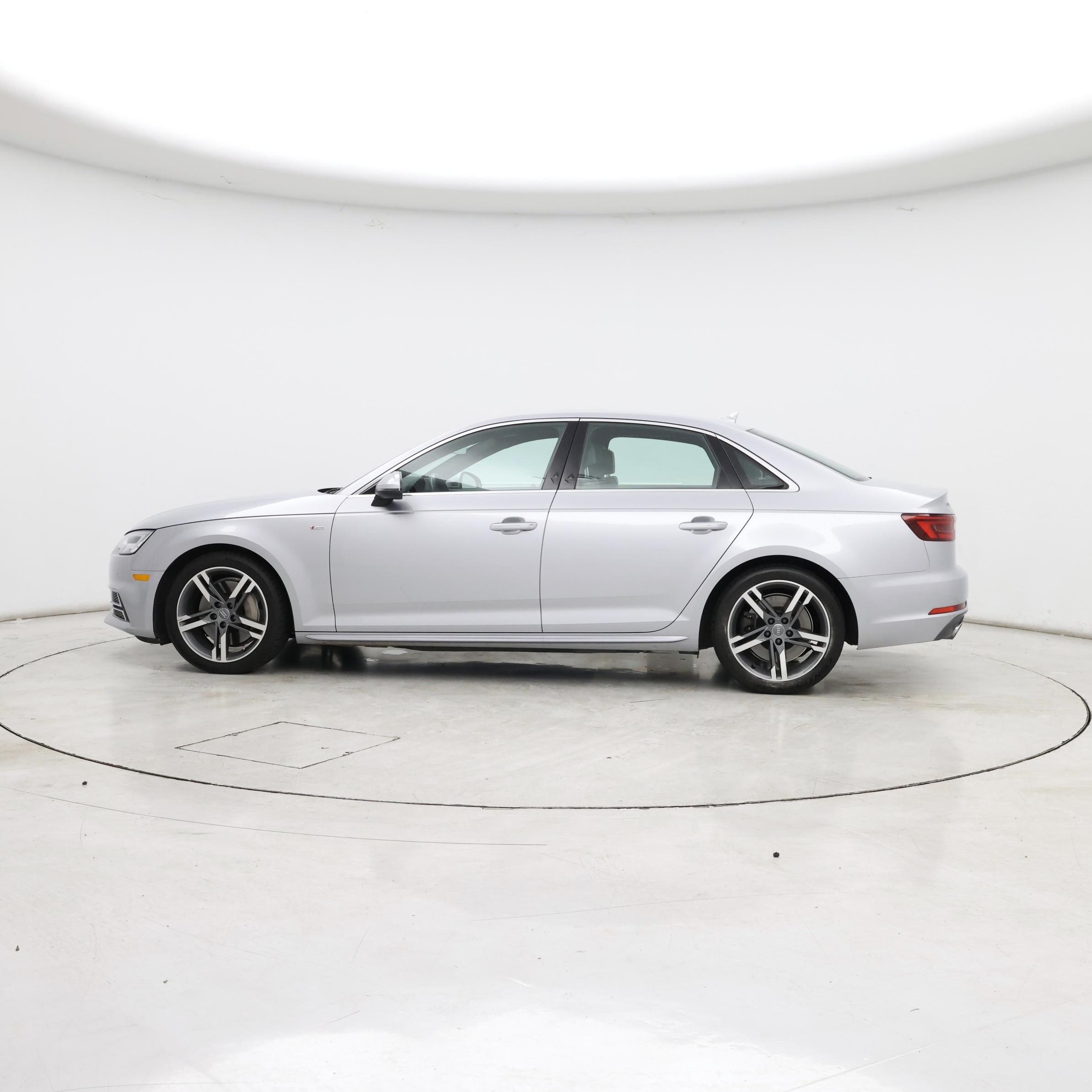 Thumbnail: 2018 Audi A4 - 3