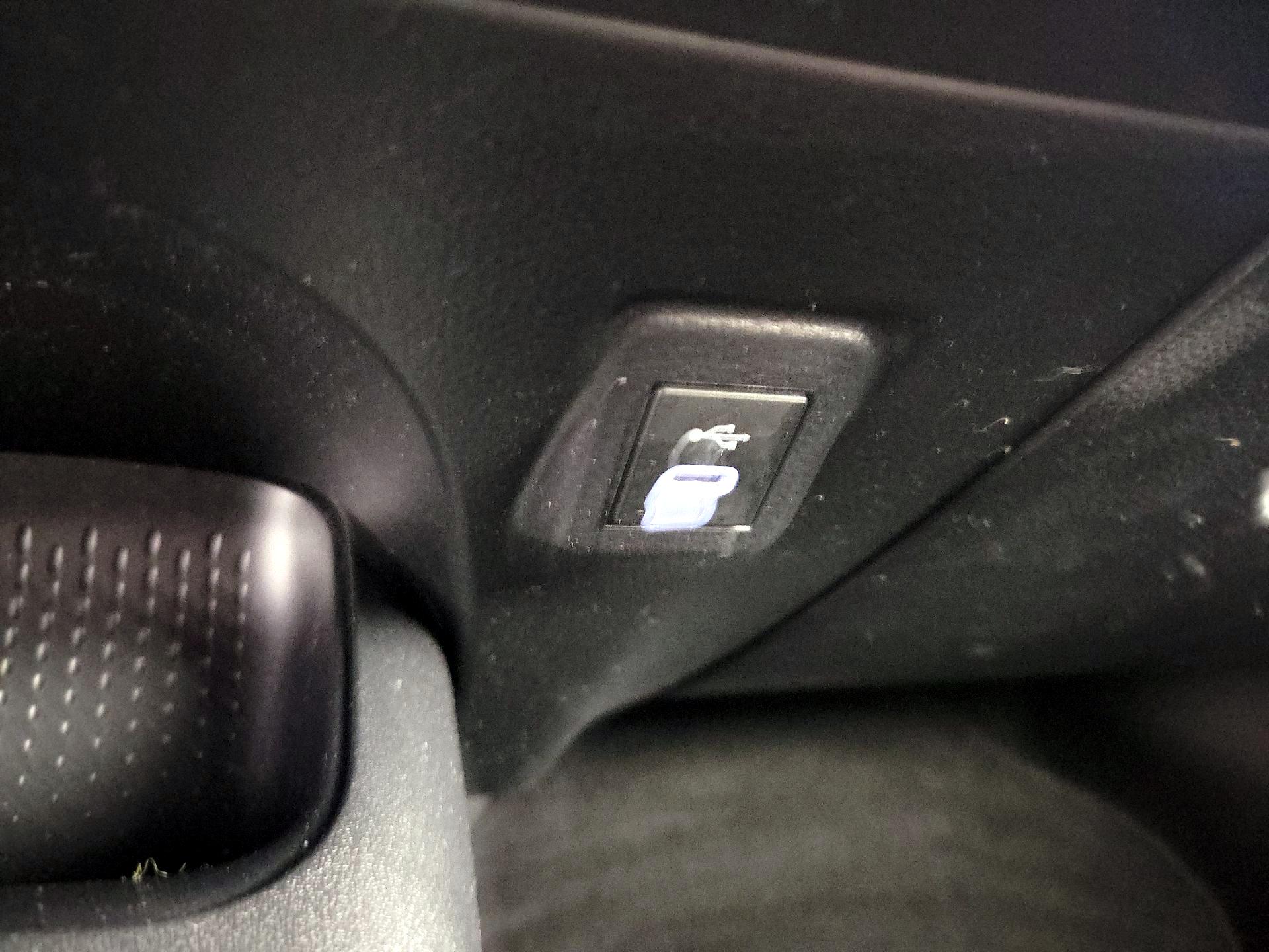 Thumbnail: 2024 Toyota Corolla - 18