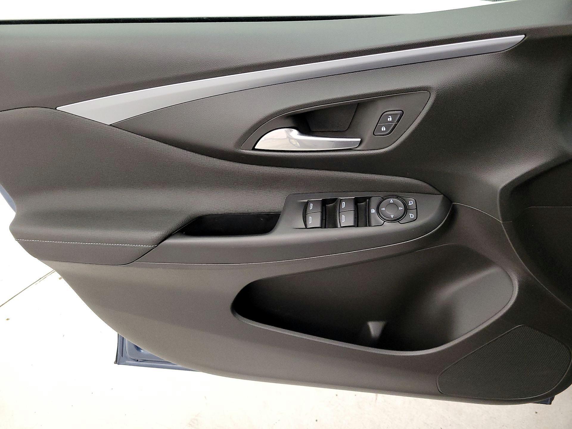 Thumbnail: 2025 Buick Envista - 12