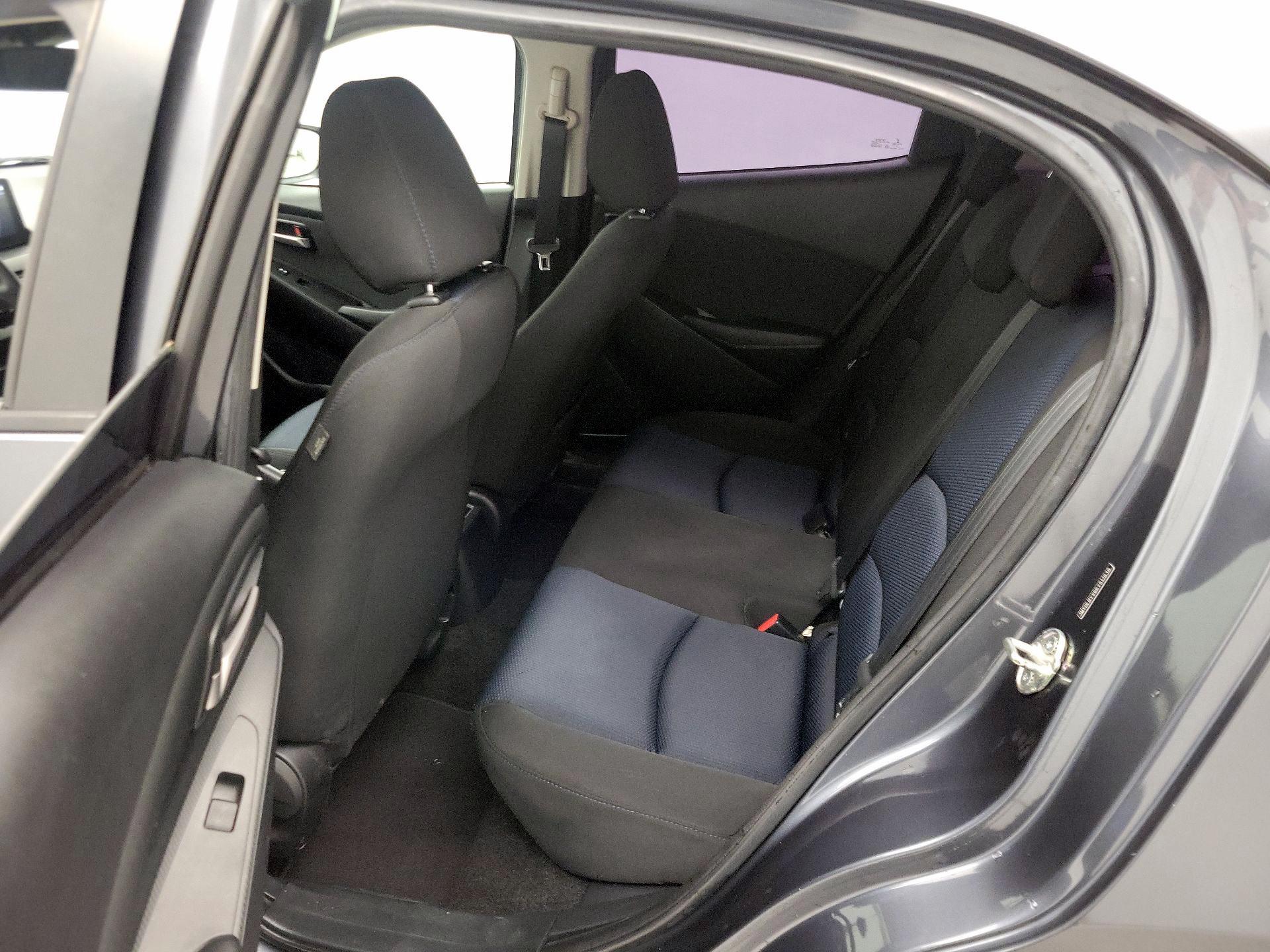 Thumbnail: 2019 Toyota Yaris - 19