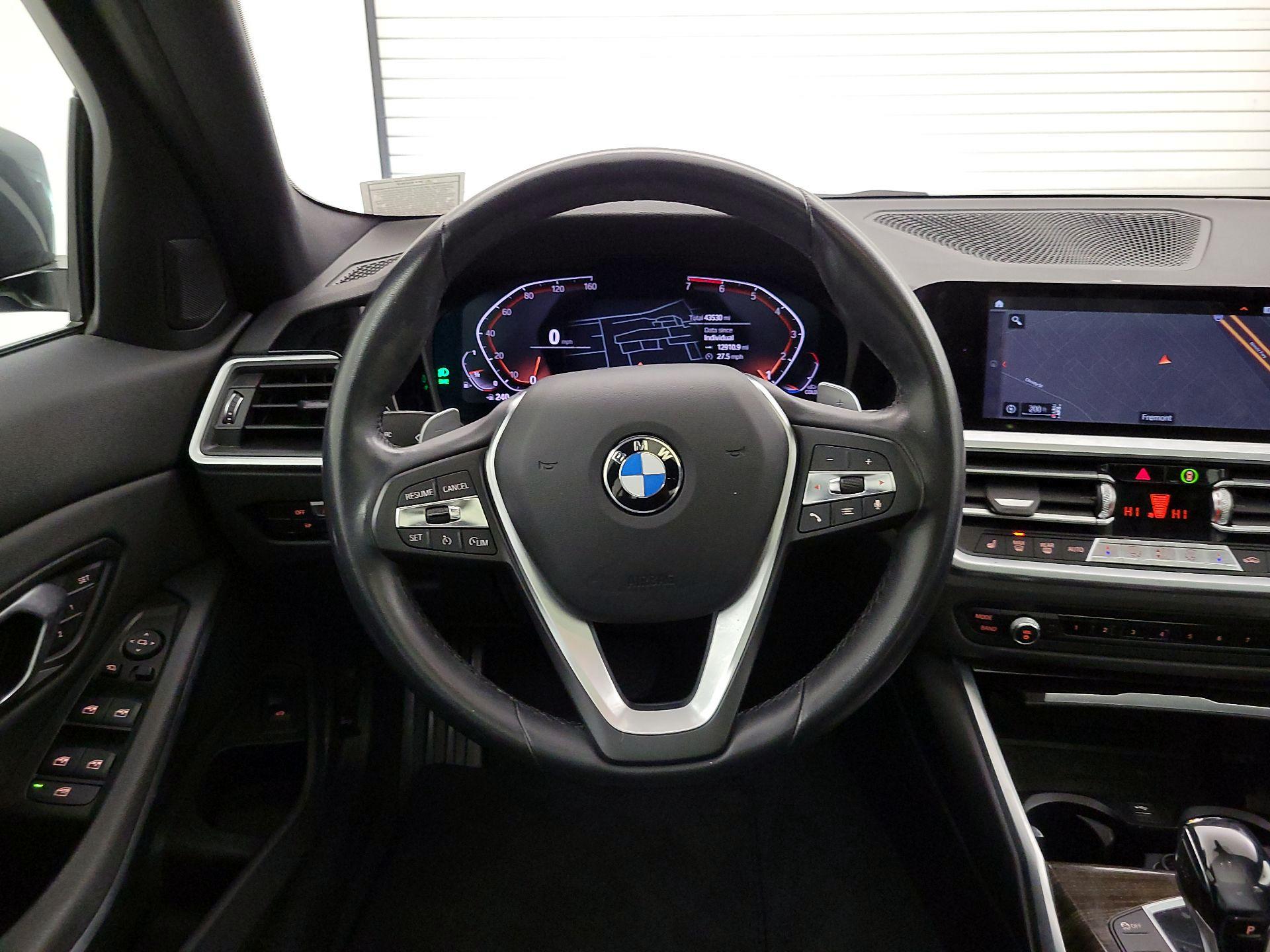 Thumbnail: 2020 BMW 3 Series - 10