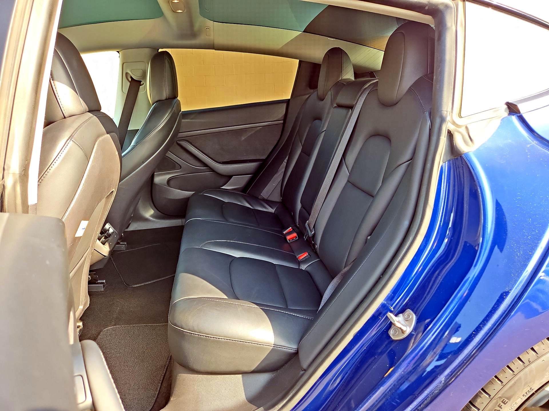 Thumbnail: 2021 Tesla Model 3 - 18