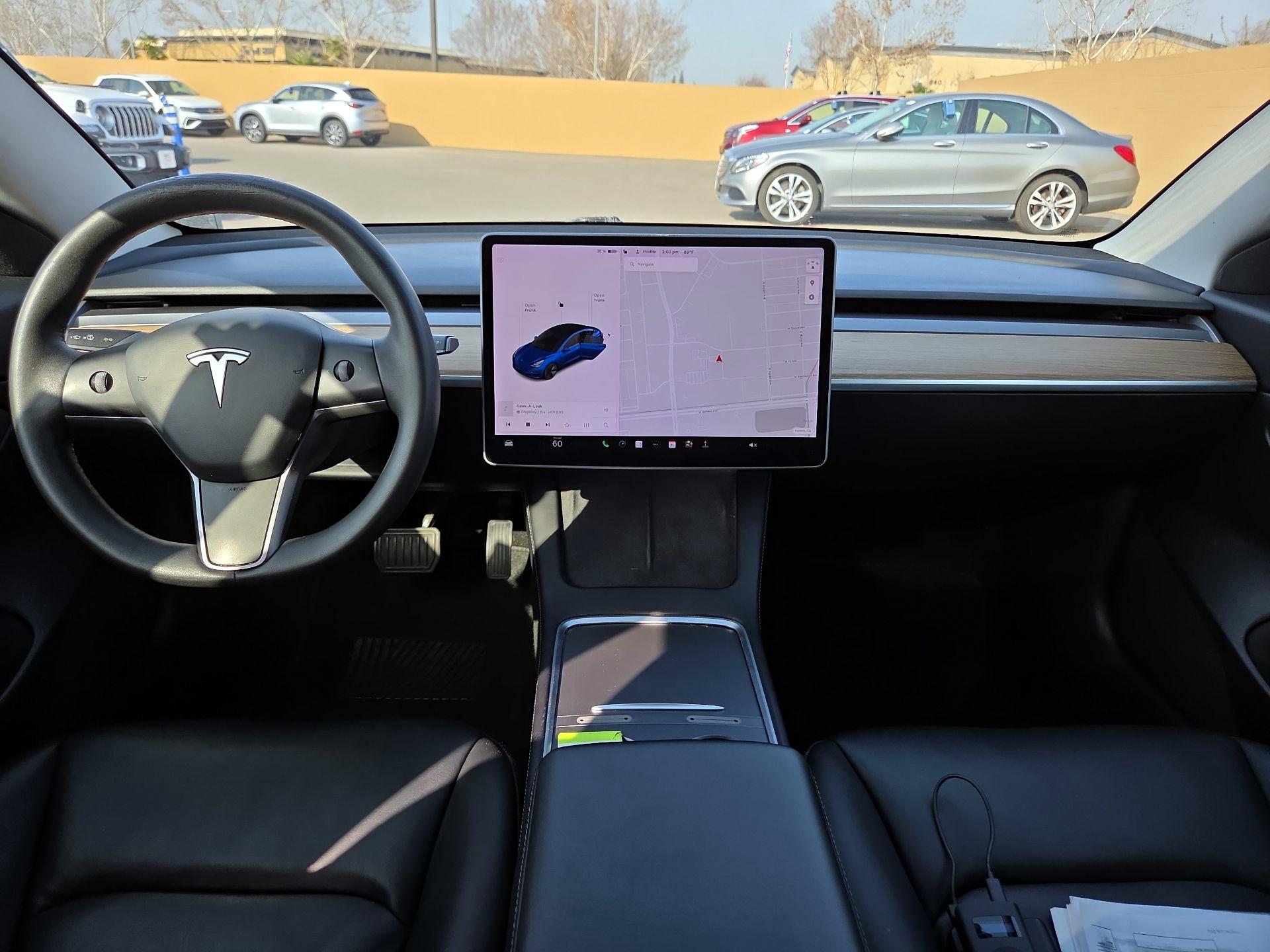 Thumbnail: 2021 Tesla Model 3 - 8